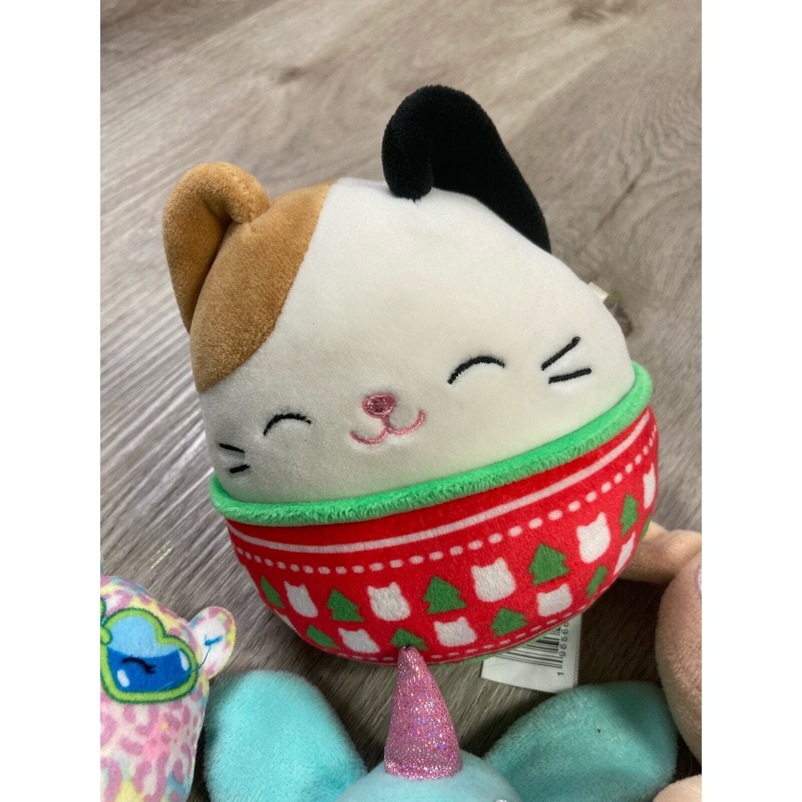 Plush Toy Lot Squishmallow Cam Cat Holiday Christmas Unicorn Teddy Bear Keychain - Thumbnail 3
