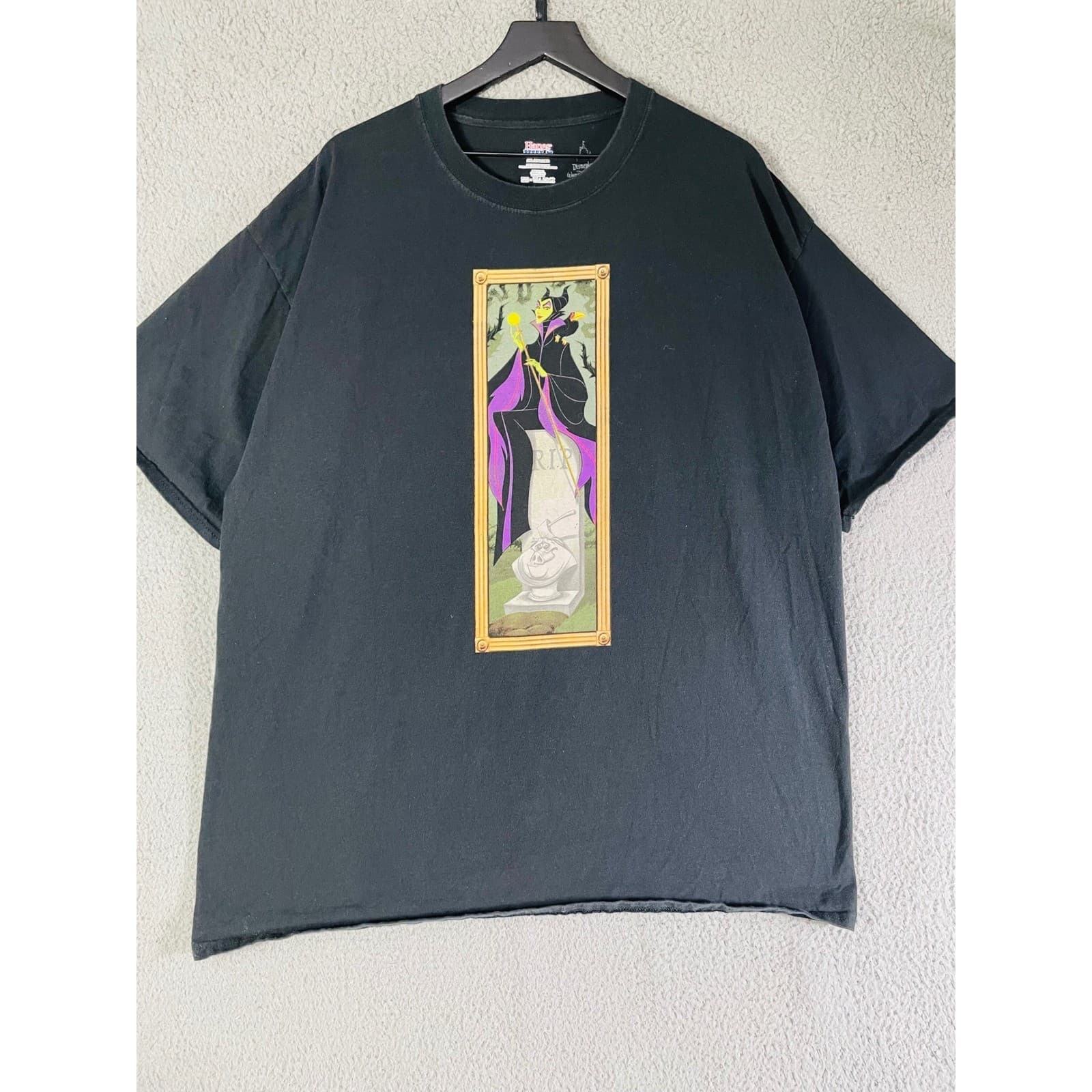 Disney Parks Maleficent Villain Black T Shirt Hanes Mens 2XL Disneyland World - Thumbnail 5