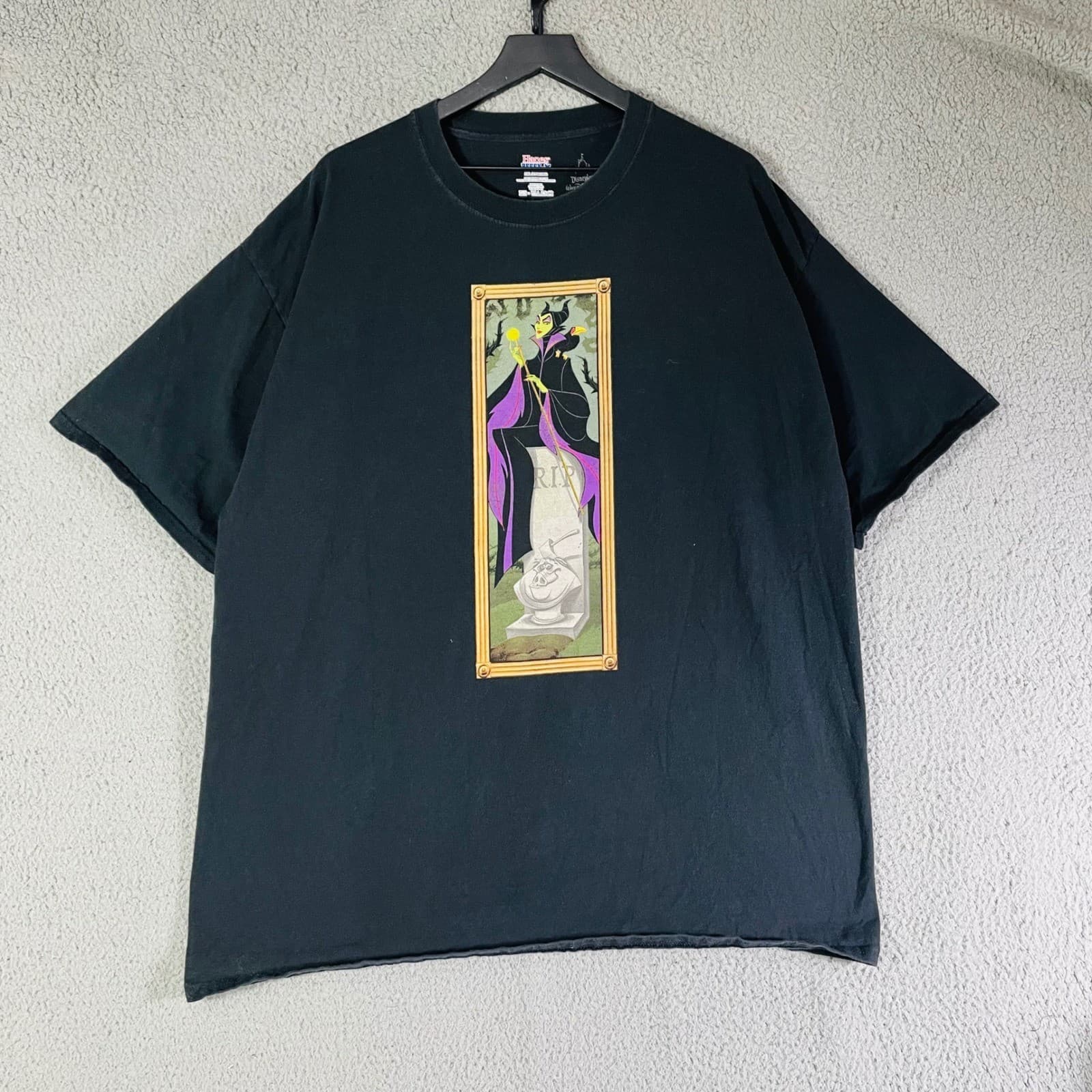 Disney Parks Maleficent Villain Black T Shirt Hanes Mens 2XL Disneyland World - Thumbnail 4