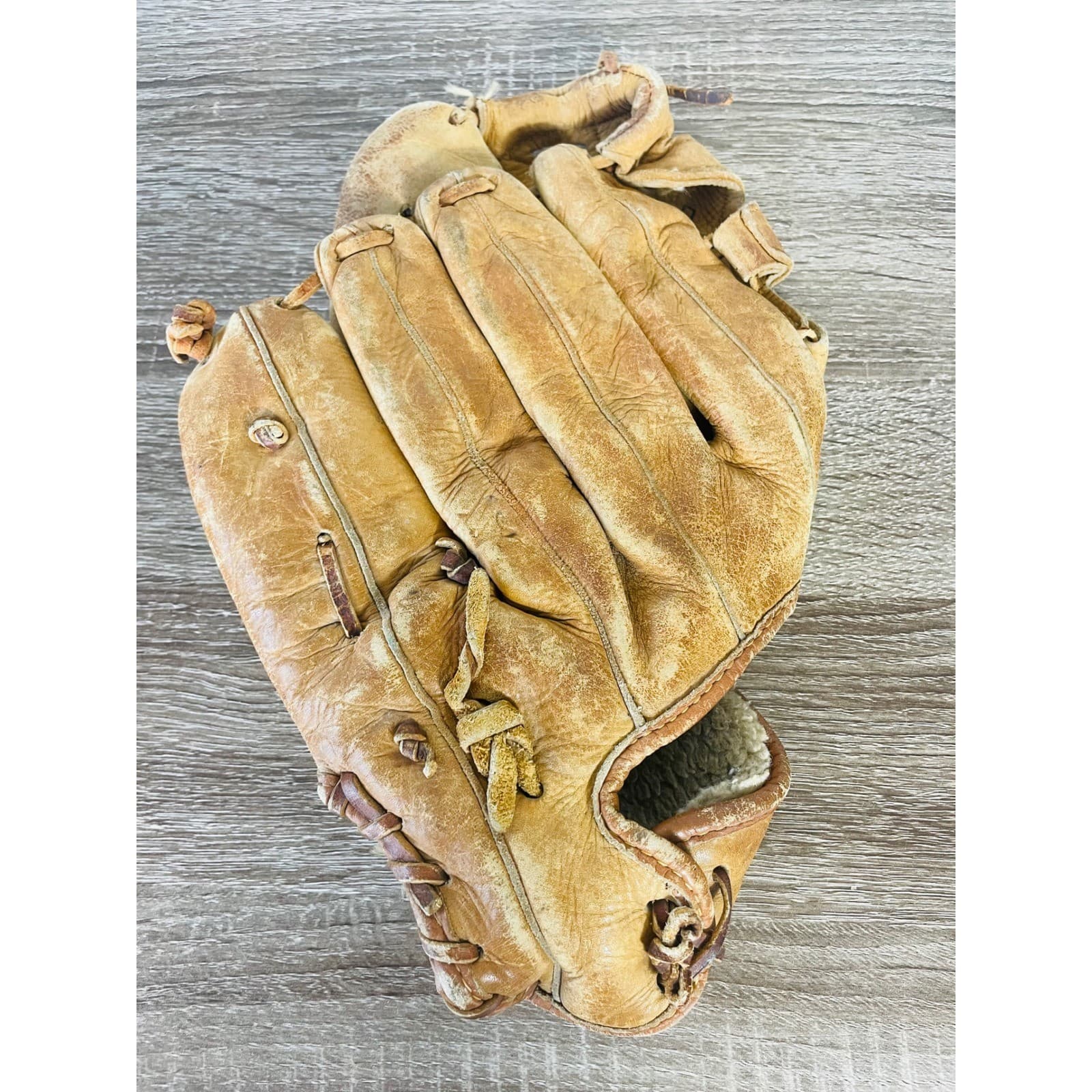 Vintage Rawlings DW10 Big Wheel Softball Glove Made USA Leather RHT Worn - Thumbnail 10