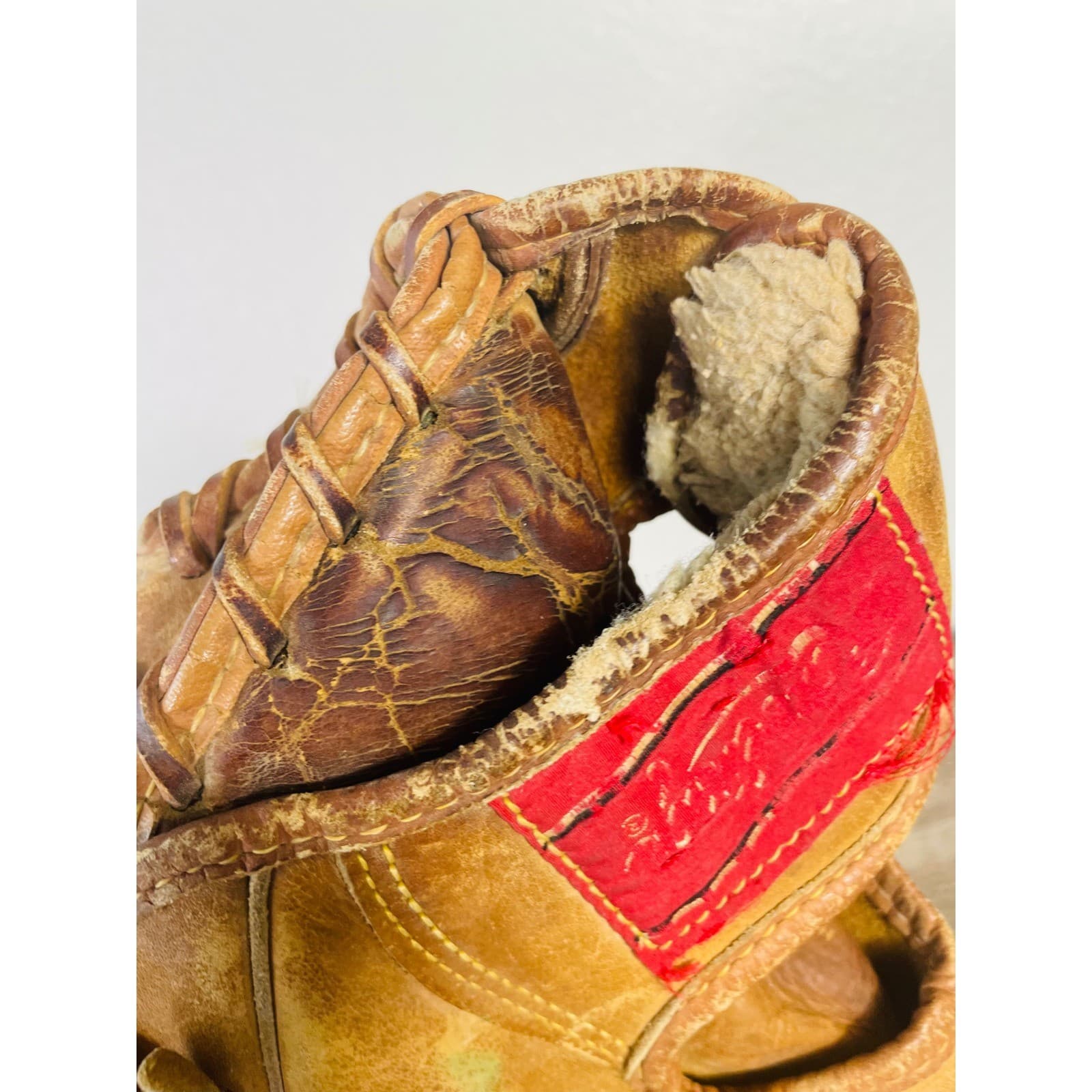Vintage Rawlings DW10 Big Wheel Softball Glove Made USA Leather RHT Worn - Thumbnail 4