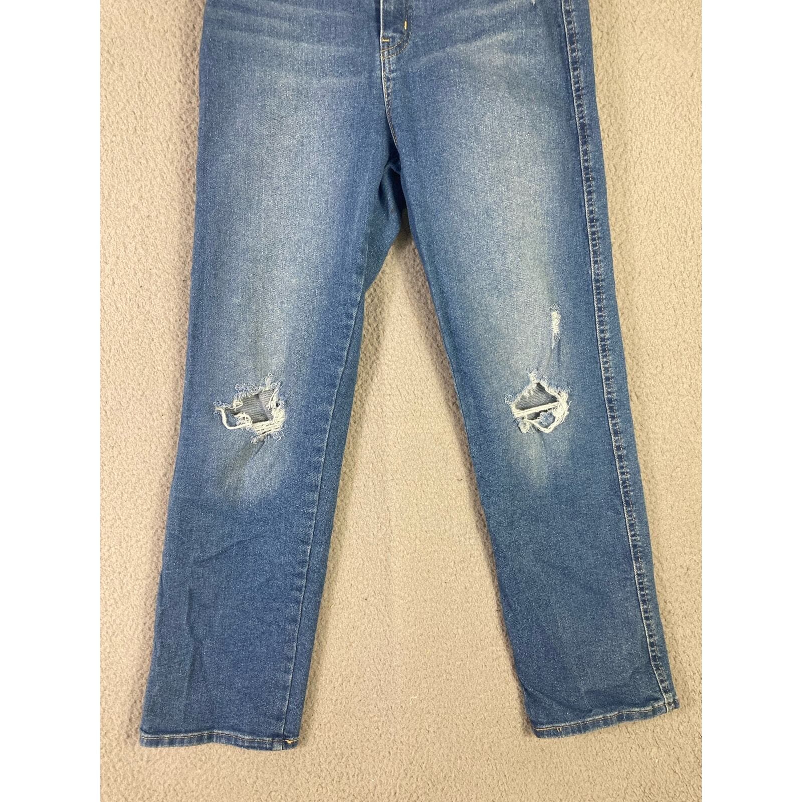Signature by Levi Strauss Jeans Womens 7 Medium Wash Distressed Straight Denim - Thumbnail 7