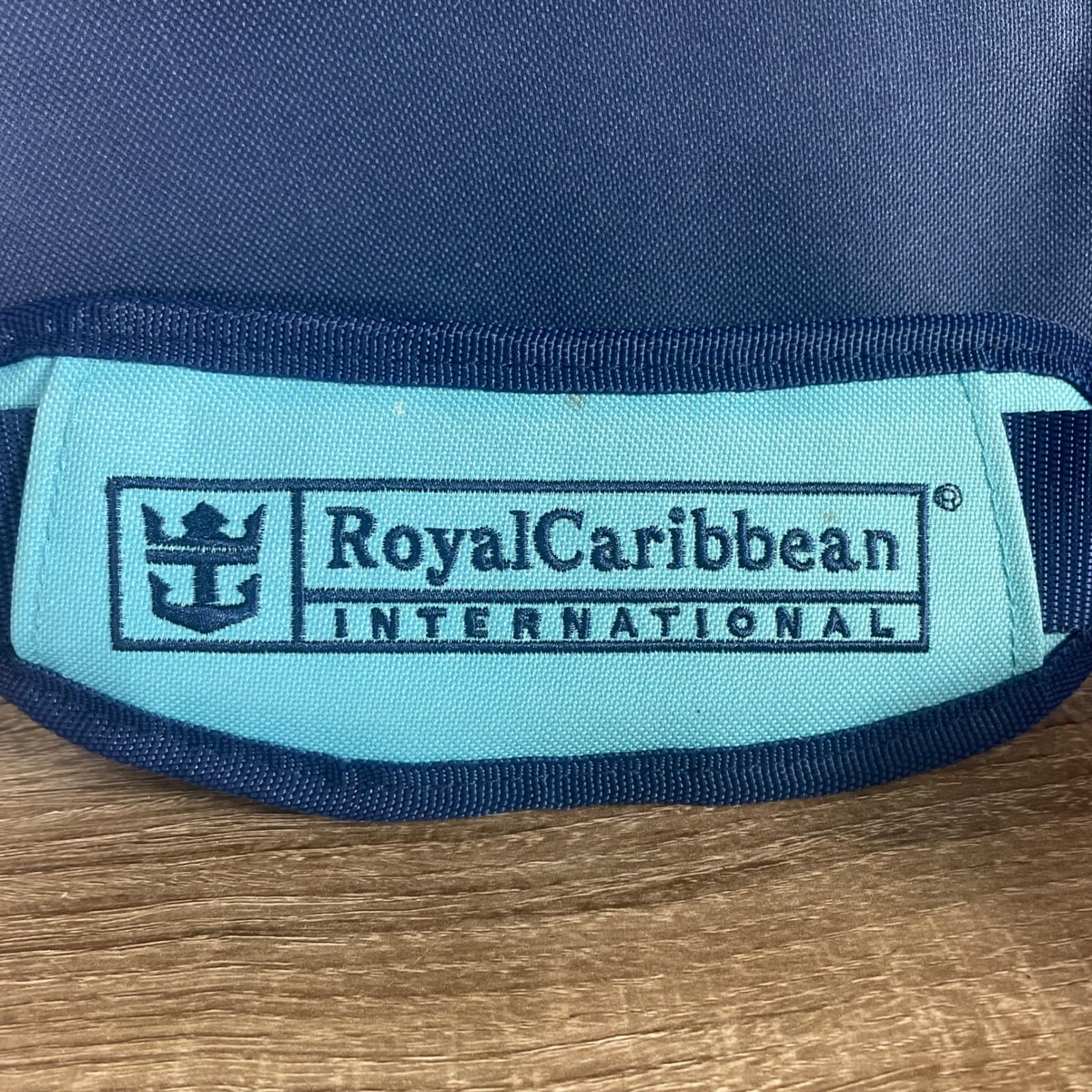 Royal Caribbean Insulated Cooler Tote Bag Cruise Beach Travel Pool Picnic 18 Can - Thumbnail 3