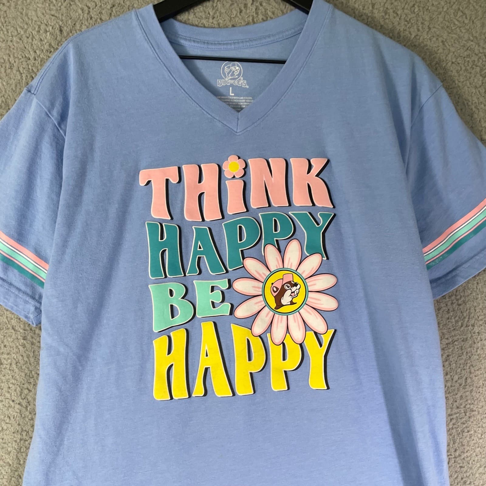 Buc-ees Shirt Womens L Blue Think Happy Be Happy V Neck Graphic Tee Retro Daisy - Thumbnail 3