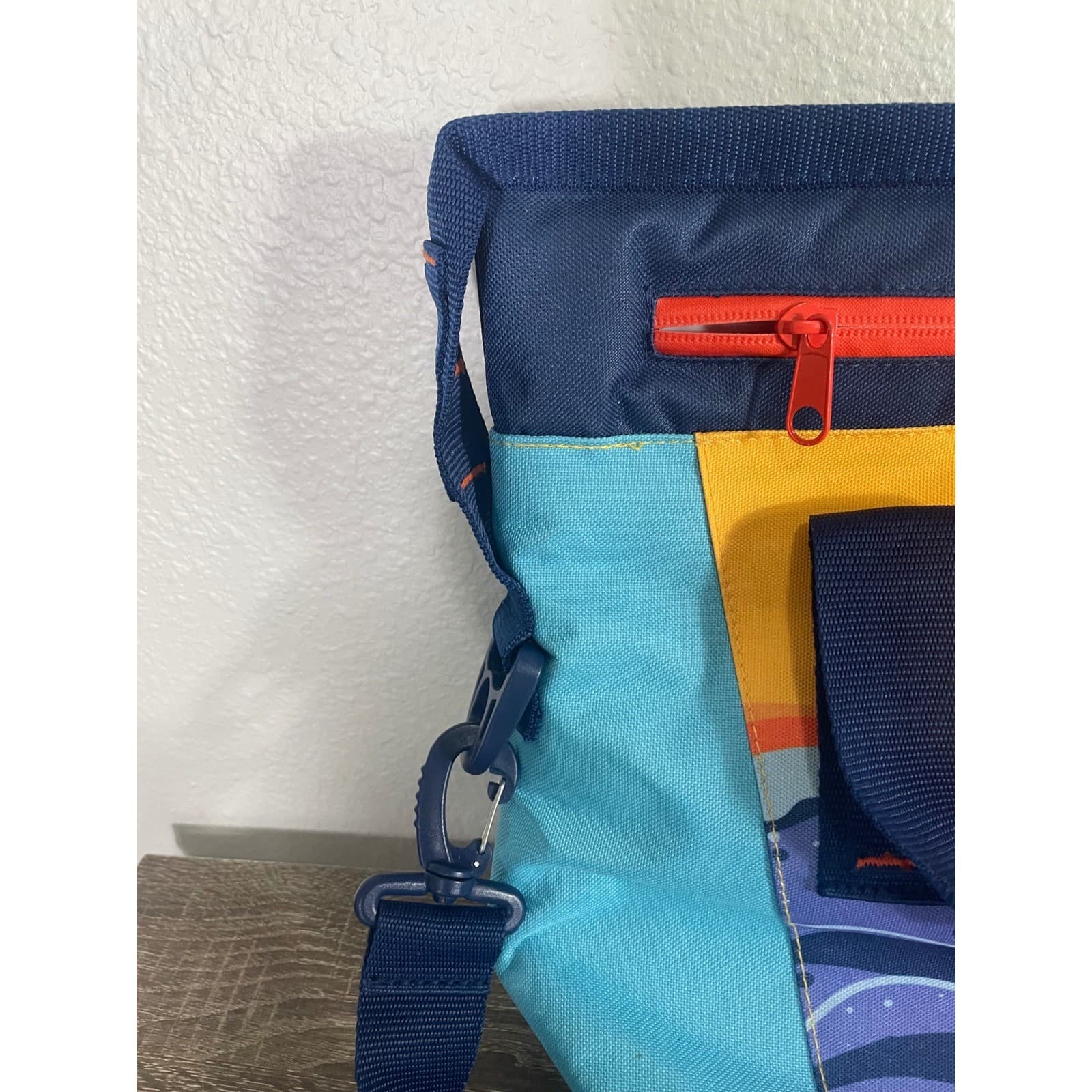 Royal Caribbean Insulated Cooler Tote Bag Cruise Beach Travel Pool Picnic 18 Can - Thumbnail 7