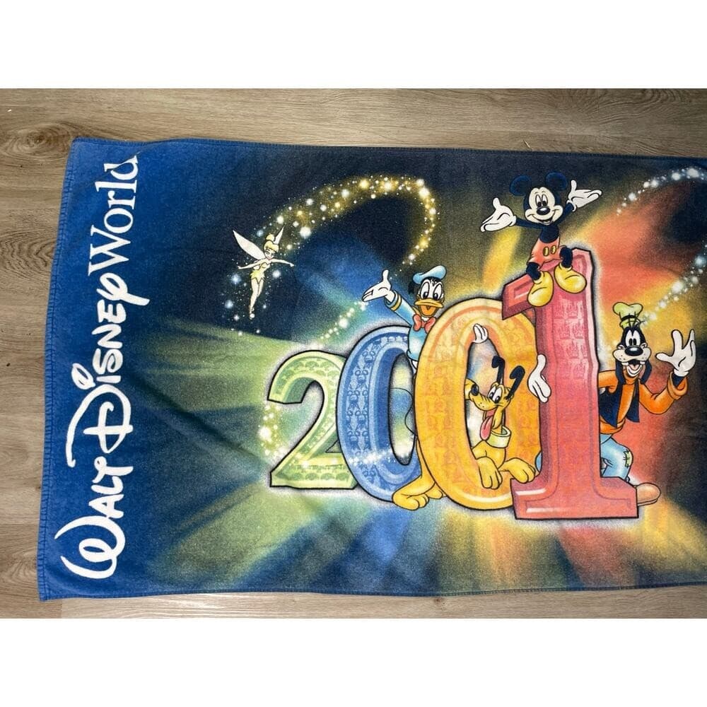 Vintage Walt Disney World 2001 Beach Towel Mickey Donald Goofy Pluto - Thumbnail 3