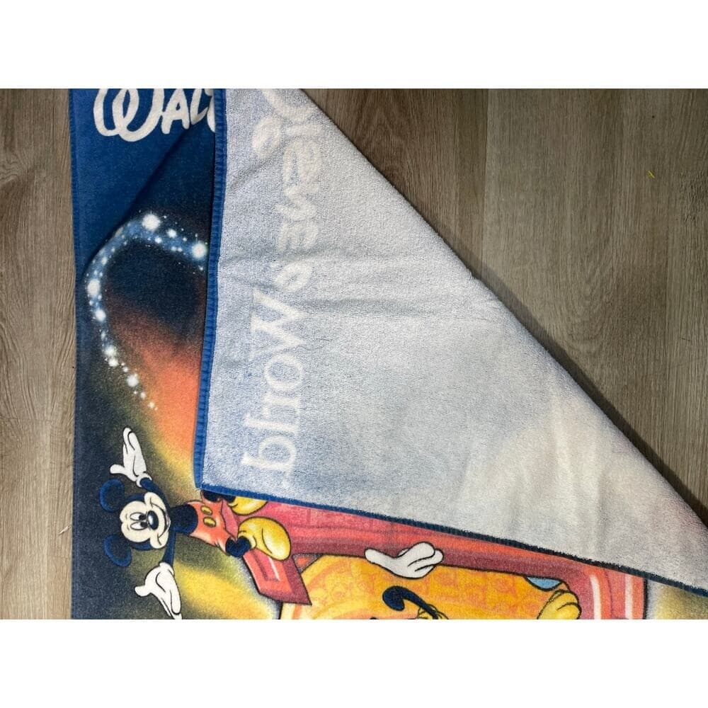 Vintage Walt Disney World 2001 Beach Towel Mickey Donald Goofy Pluto - Thumbnail 5