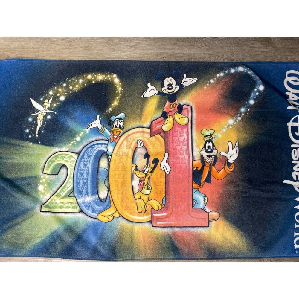 Vintage Walt Disney World 2001 Beach Towel Mickey Donald Goofy Pluto - Thumbnail 4