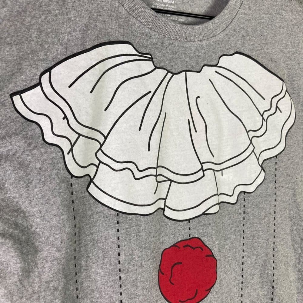 Clown Costume T Shirt Mens Medium Halloween Gray Red Button Graphic Tee - Thumbnail 7