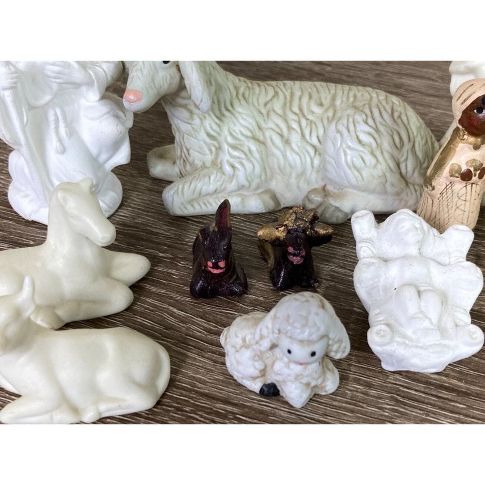 Vintage Christmas Nativity Set Ceramic Figurines Jesus Manger Scene Assorted - Thumbnail 2