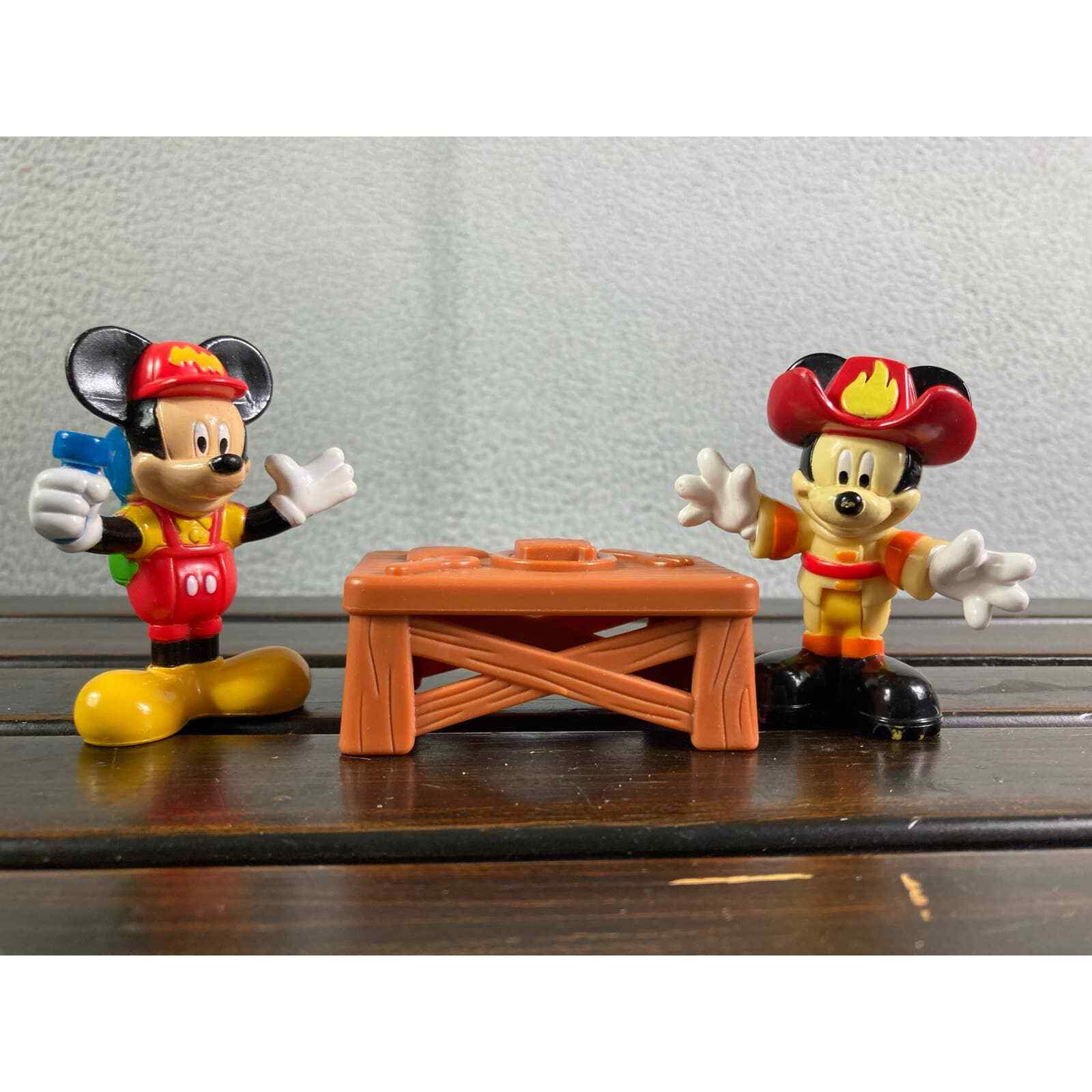 Mickey Mouse Clubhouse Figures Mattel Disney Camp Firehouse Playset Toy Lot - Thumbnail 2