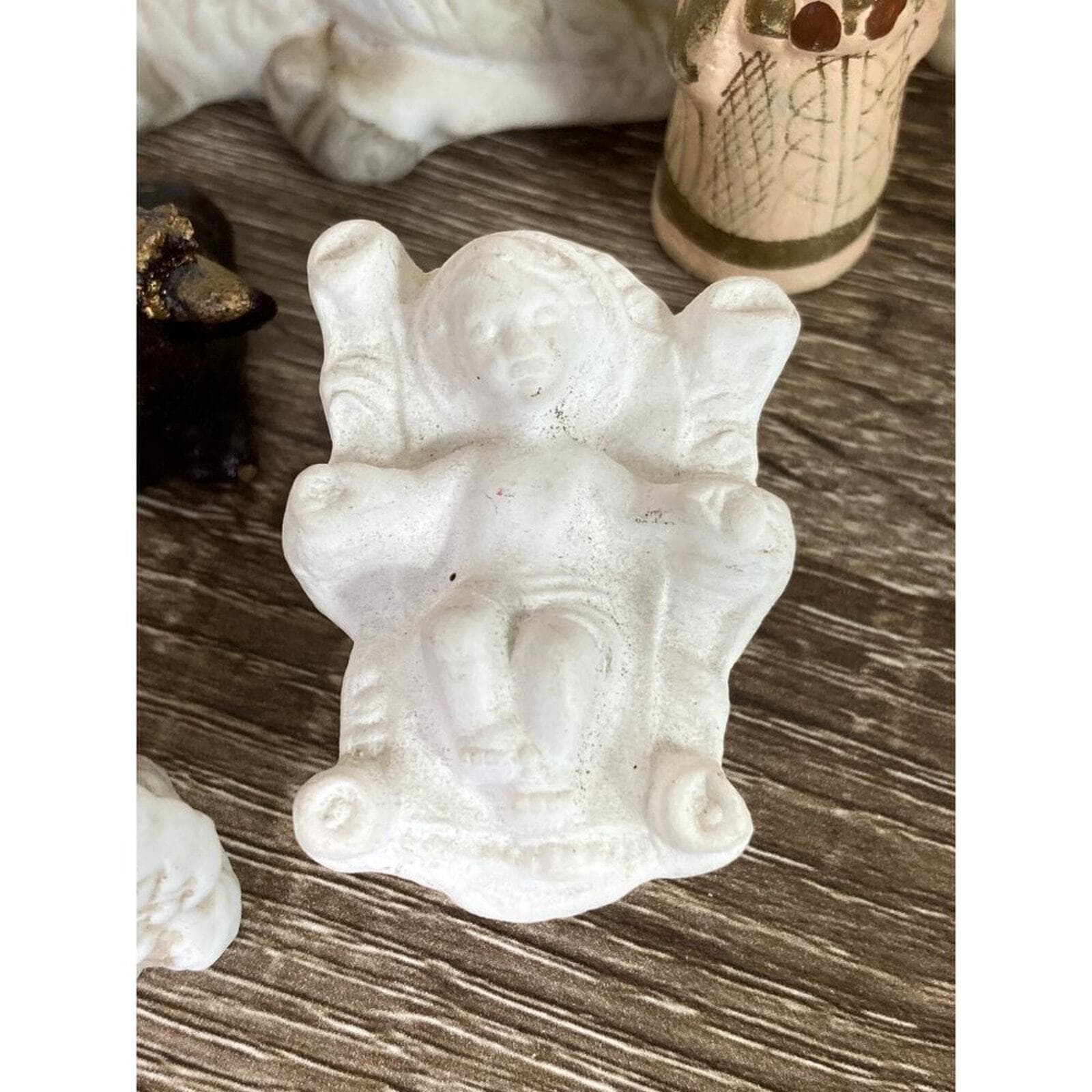 Vintage Christmas Nativity Set Ceramic Figurines Jesus Manger Scene Assorted - Thumbnail 5