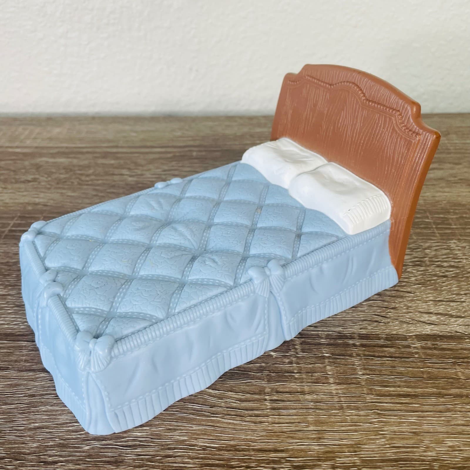 Fisher Price Loving Family Grand Manor Parents Bed T4692 Dollhouse Furniture - Thumbnail 4