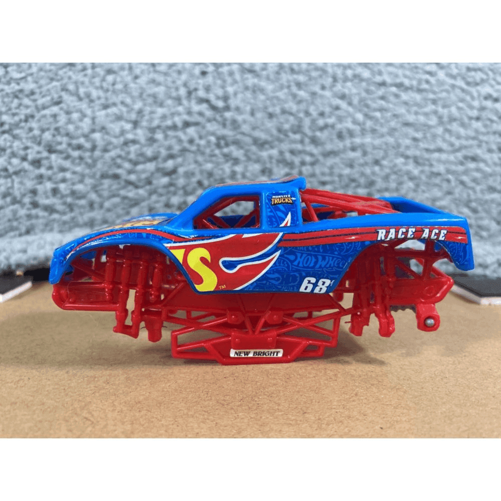 Hot Wheels Monster Truck RC Body Covers New Bright Ramp Toy Lot Blue Red - Thumbnail 8