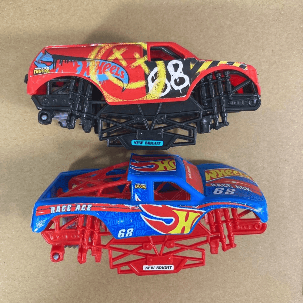 Hot Wheels Monster Truck RC Body Covers New Bright Ramp Toy Lot Blue Red - Thumbnail 2