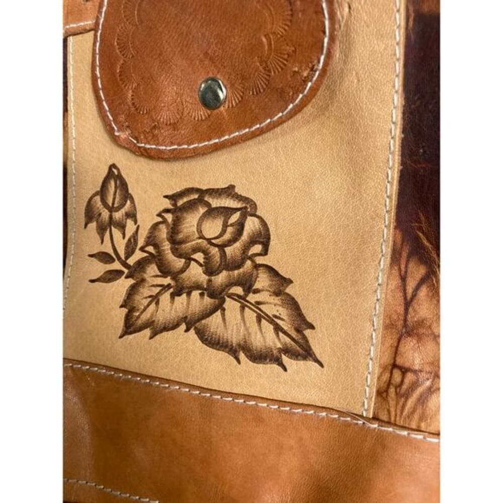 Vintage Mexican Hand-Tooled Leather Backpack Brown Floral Design - Thumbnail 6