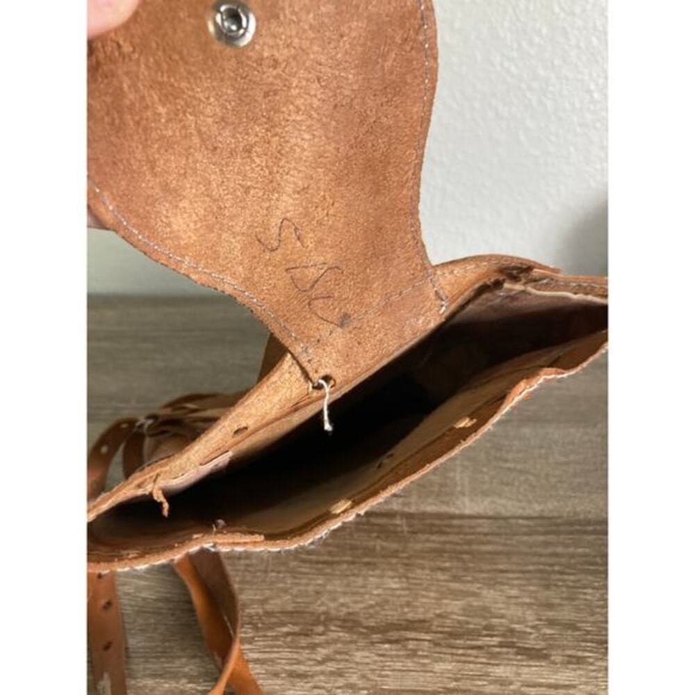 Vintage Mexican Hand-Tooled Leather Backpack Brown Floral Design - Thumbnail 13