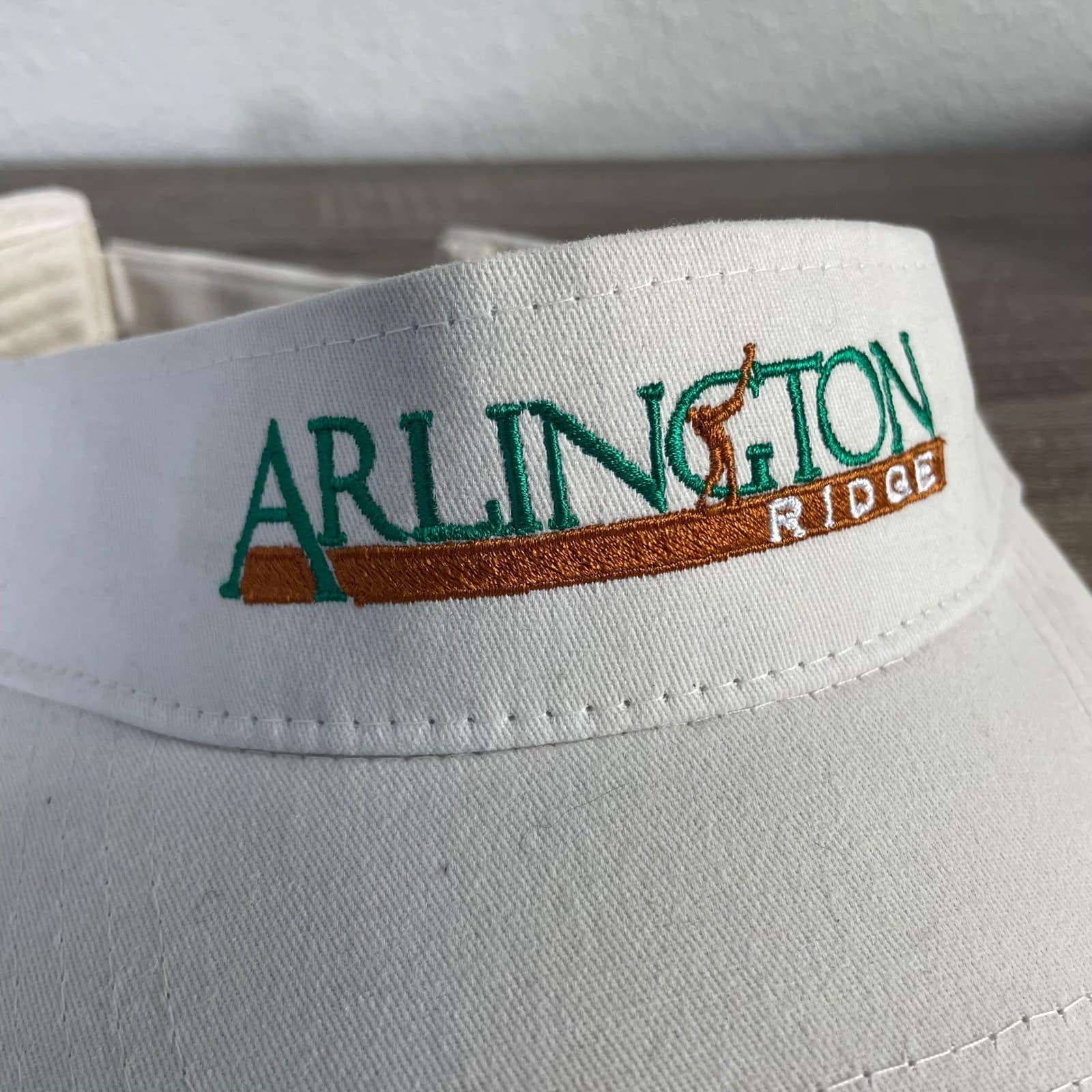 Arlington Ridge Golf Visor White Adjustable Cap America Country Club Hat - Thumbnail 4