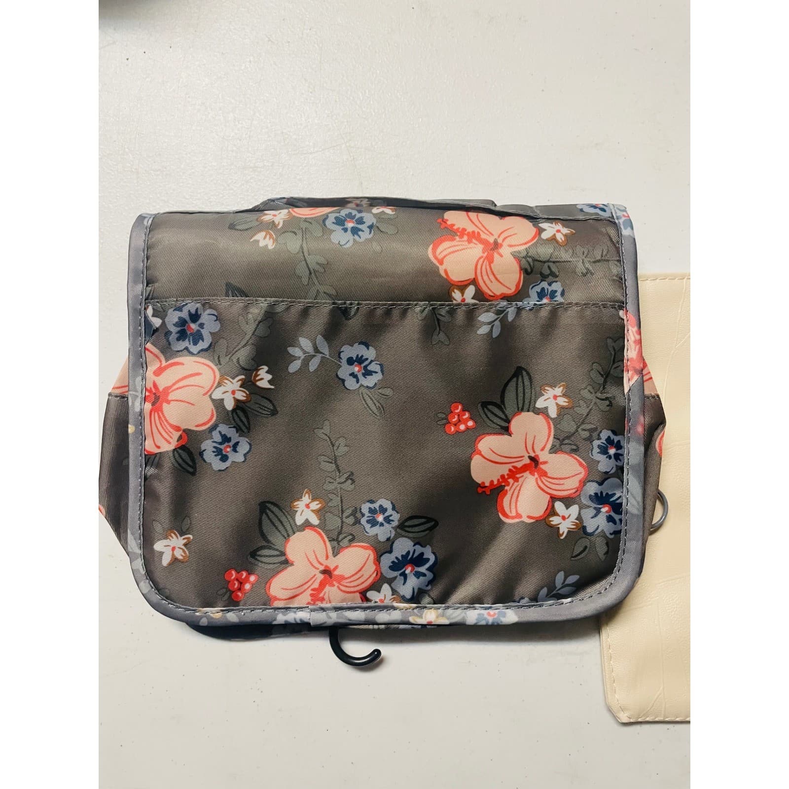 Hanging Toiletry Bag Travel Organizer Floral Makeup Brush Roll Storage Set - Thumbnail 7