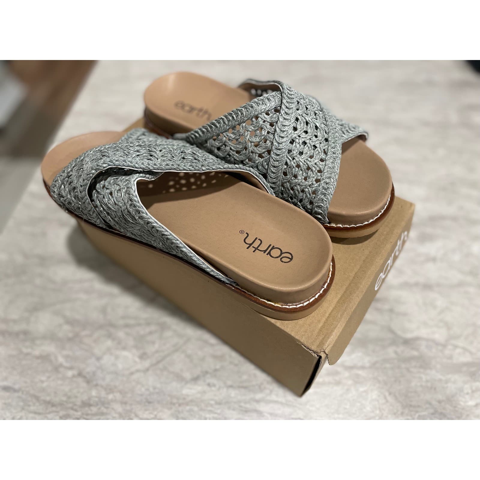 Earth Womens 7.5 Silver Metallic Woven Slide Sandals Comfort Casual New - Thumbnail 8