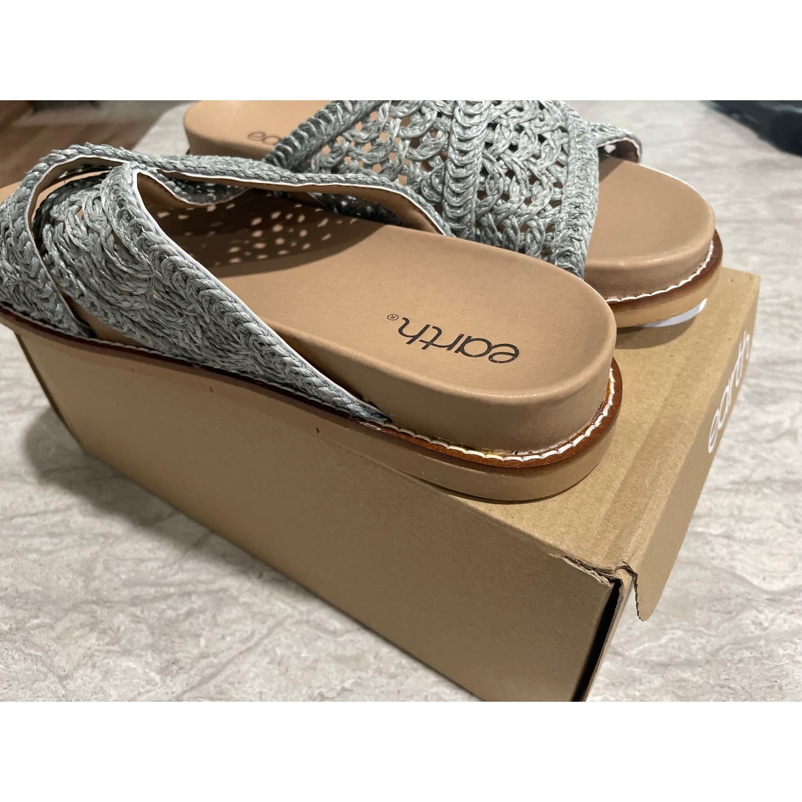 Earth Womens 7.5 Silver Metallic Woven Slide Sandals Comfort Casual New - Thumbnail 9
