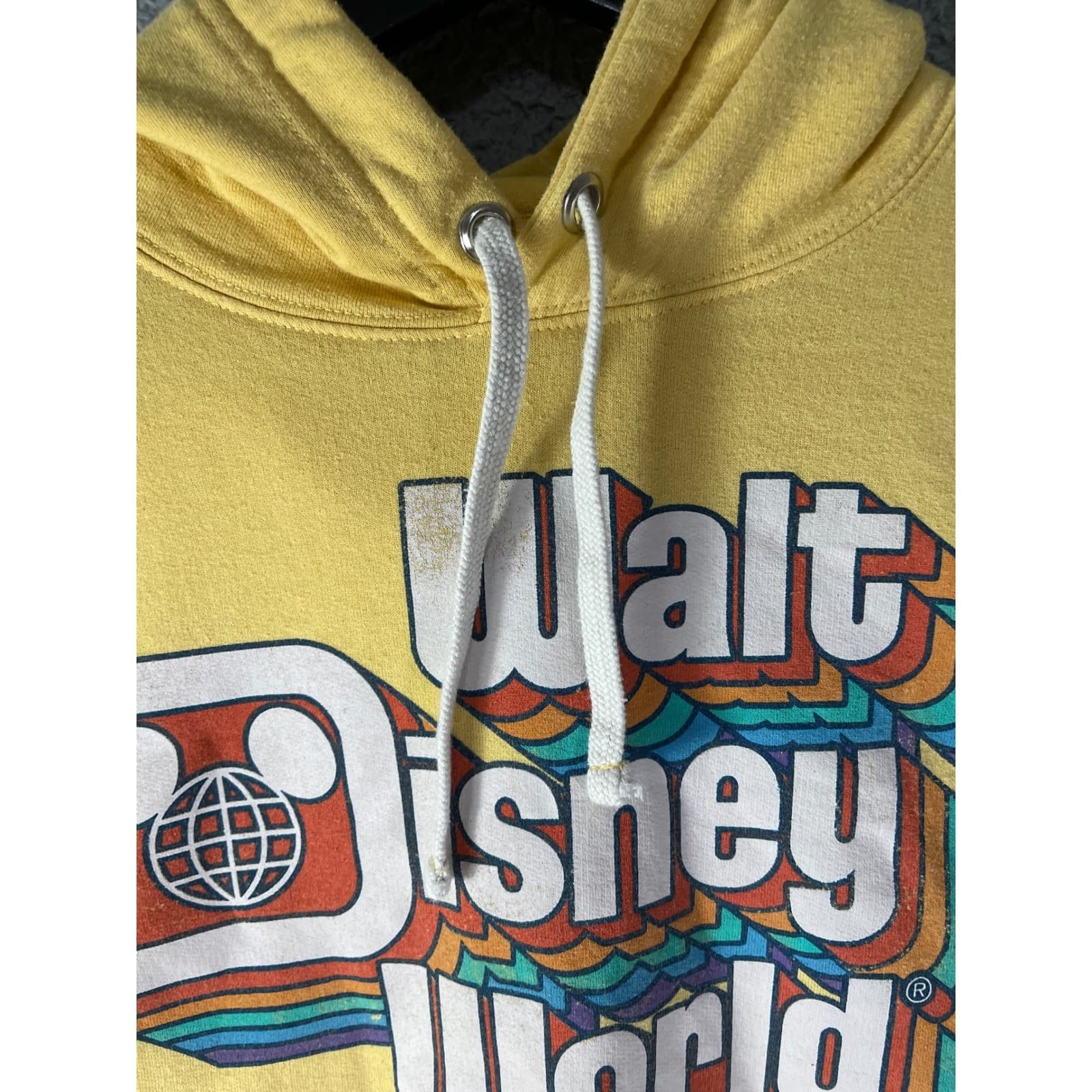 Walt Disney World Hoodie M Yellow Retro Rainbow Logo Pullover Sweatshirt WDW Men - Thumbnail 5