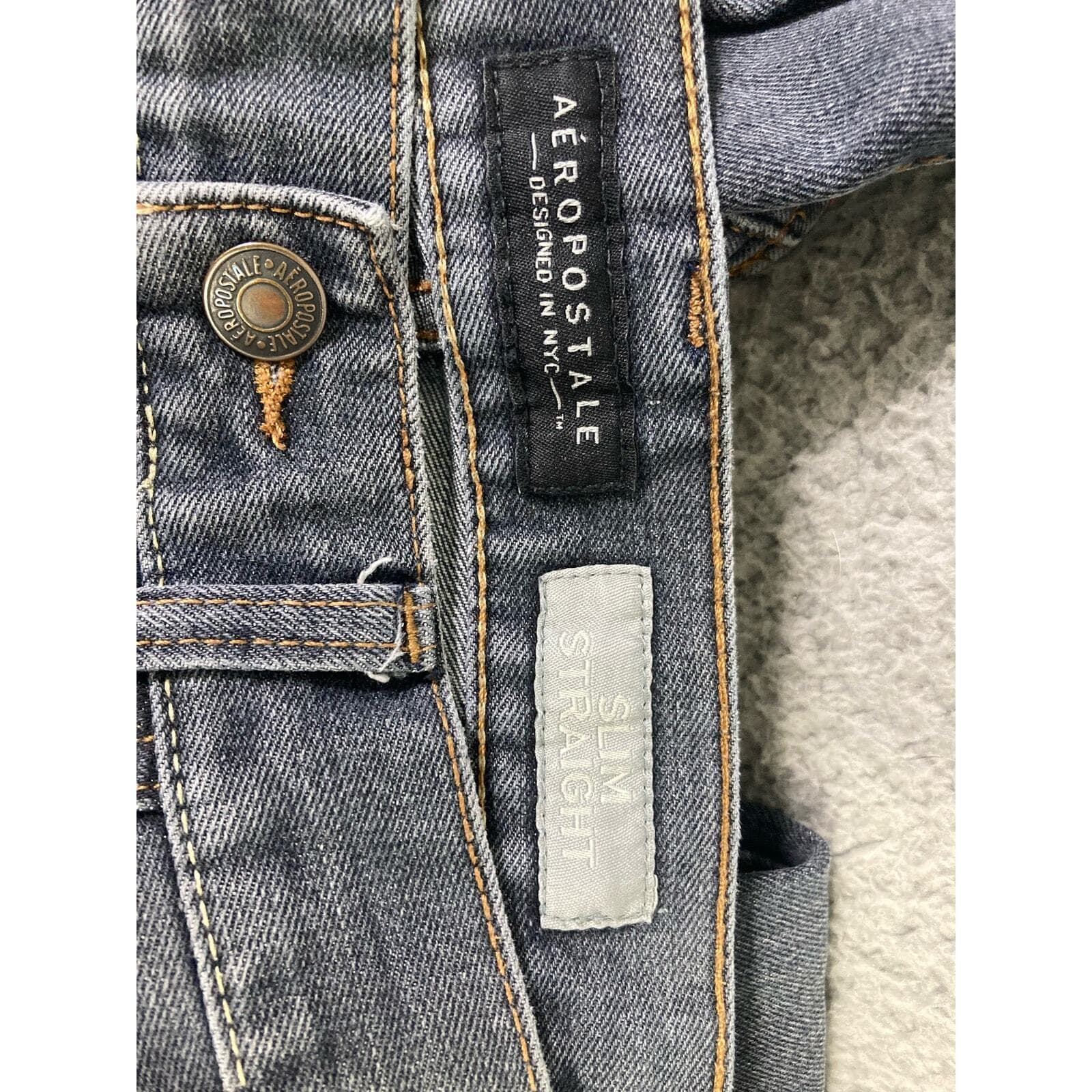 Aeropostale Men's Slim Straight Jeans Gray Denim Size 30x34 - Thumbnail 3