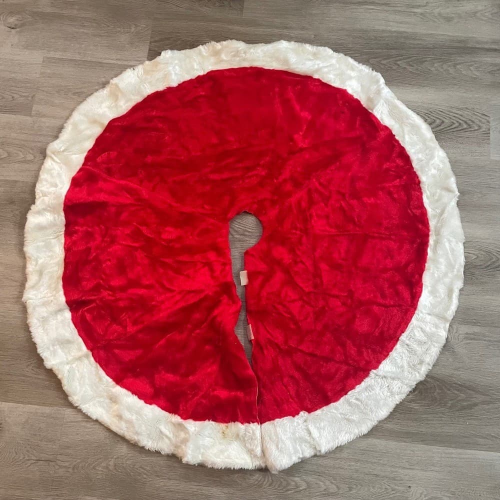 Vintage Christmas Tree Skirt 44 Red White Faux Fur Santa Plush Xmas Decor - Thumbnail 4