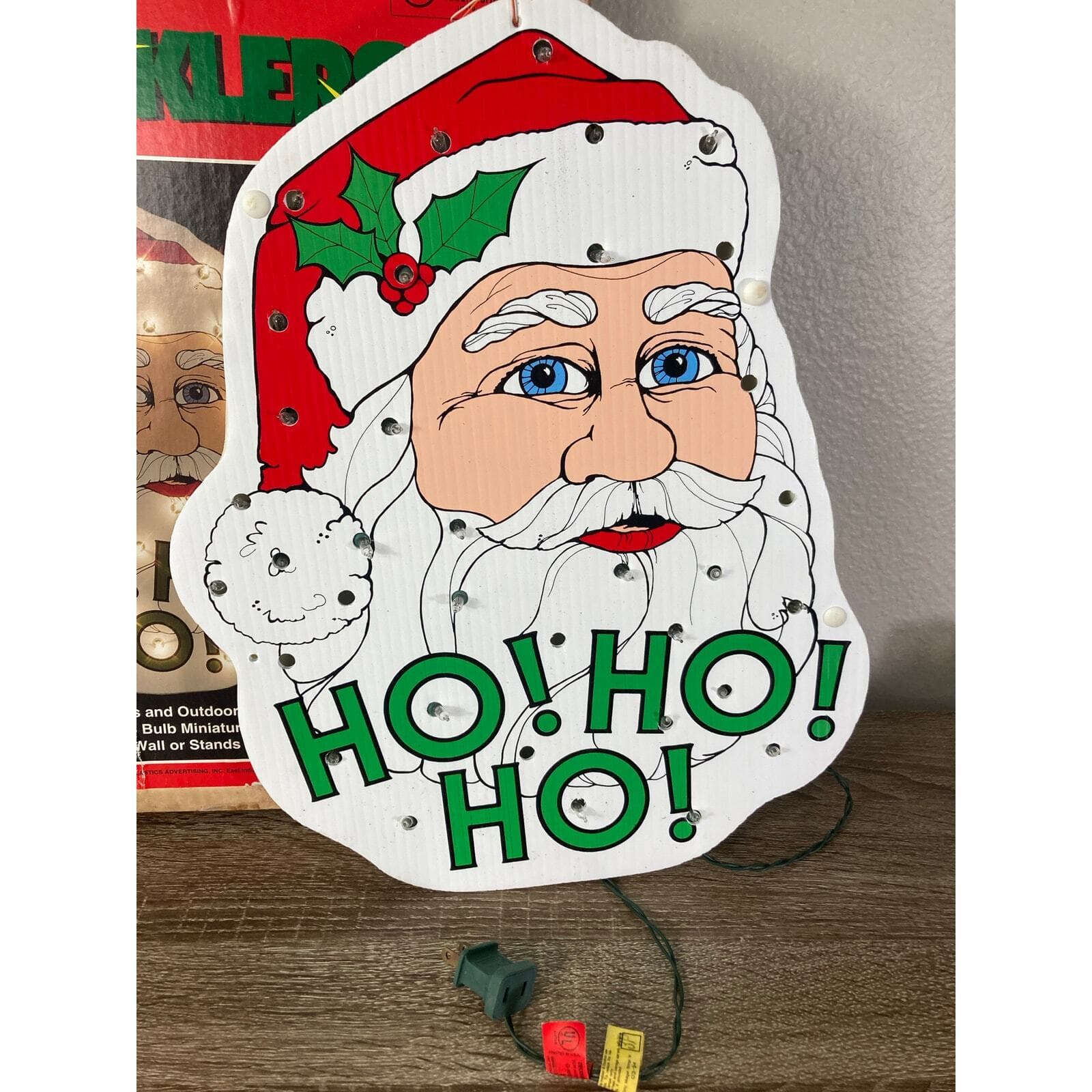 Vintage 1994 Santa Claus LED Light Decoration Christmas Wall Non- Working - Thumbnail 2