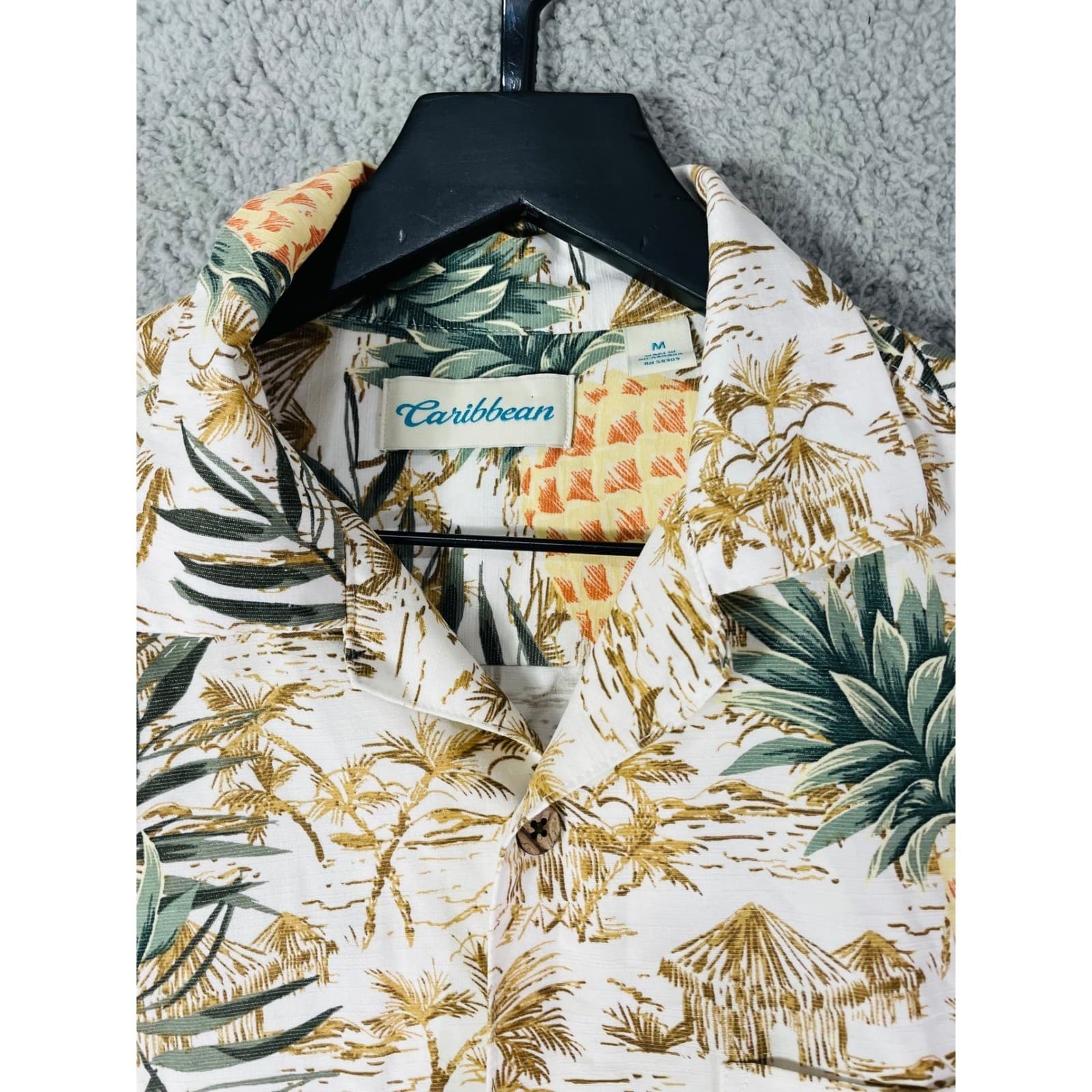 Hawaiian Shirt Mens M Pineapple Tropical Button Up Beach Aloha Summer - Thumbnail 5