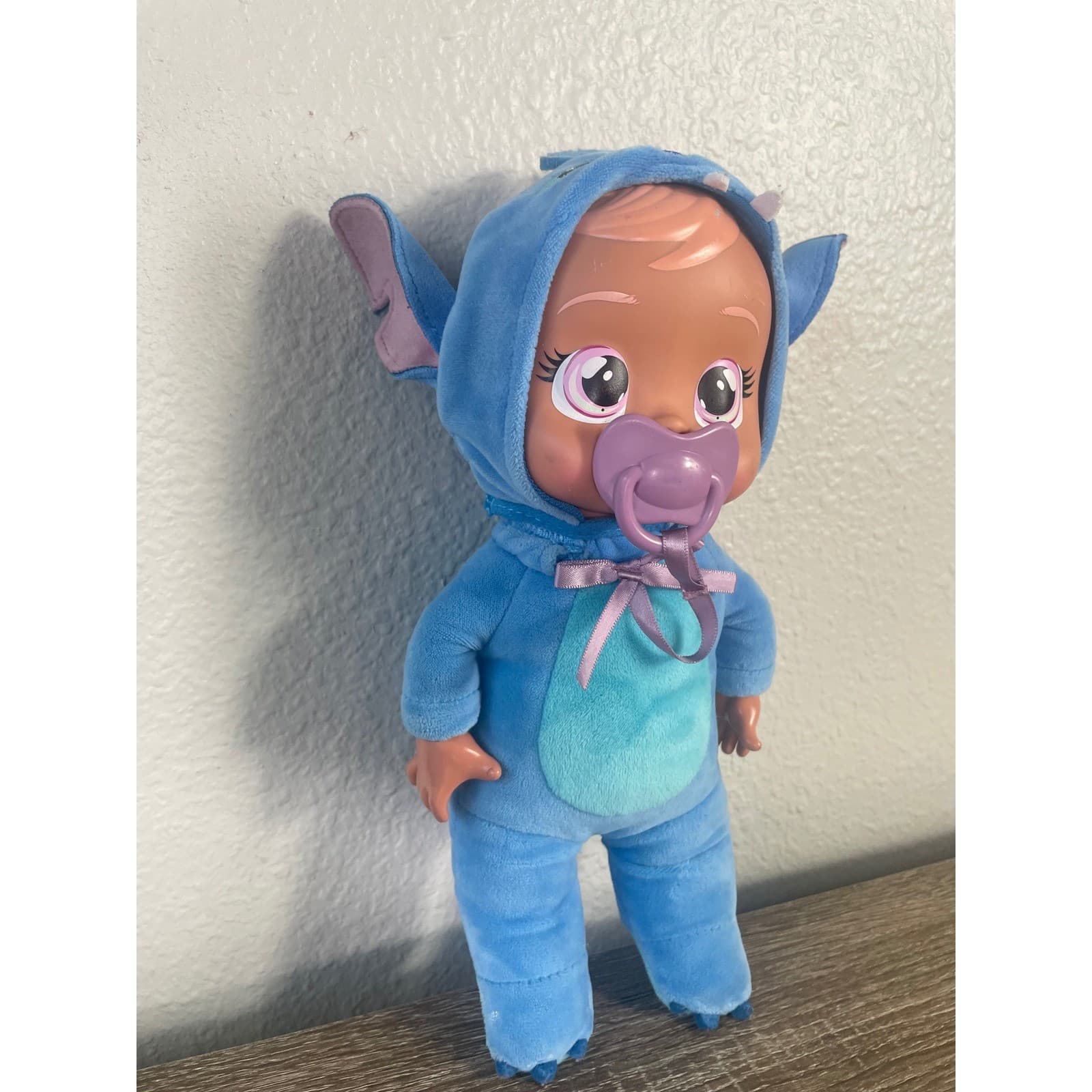 IMC Toys Cry Babies Tiny Cuddles Disney Stitch 9" Plush Doll Real Tears 917941 - Thumbnail 3