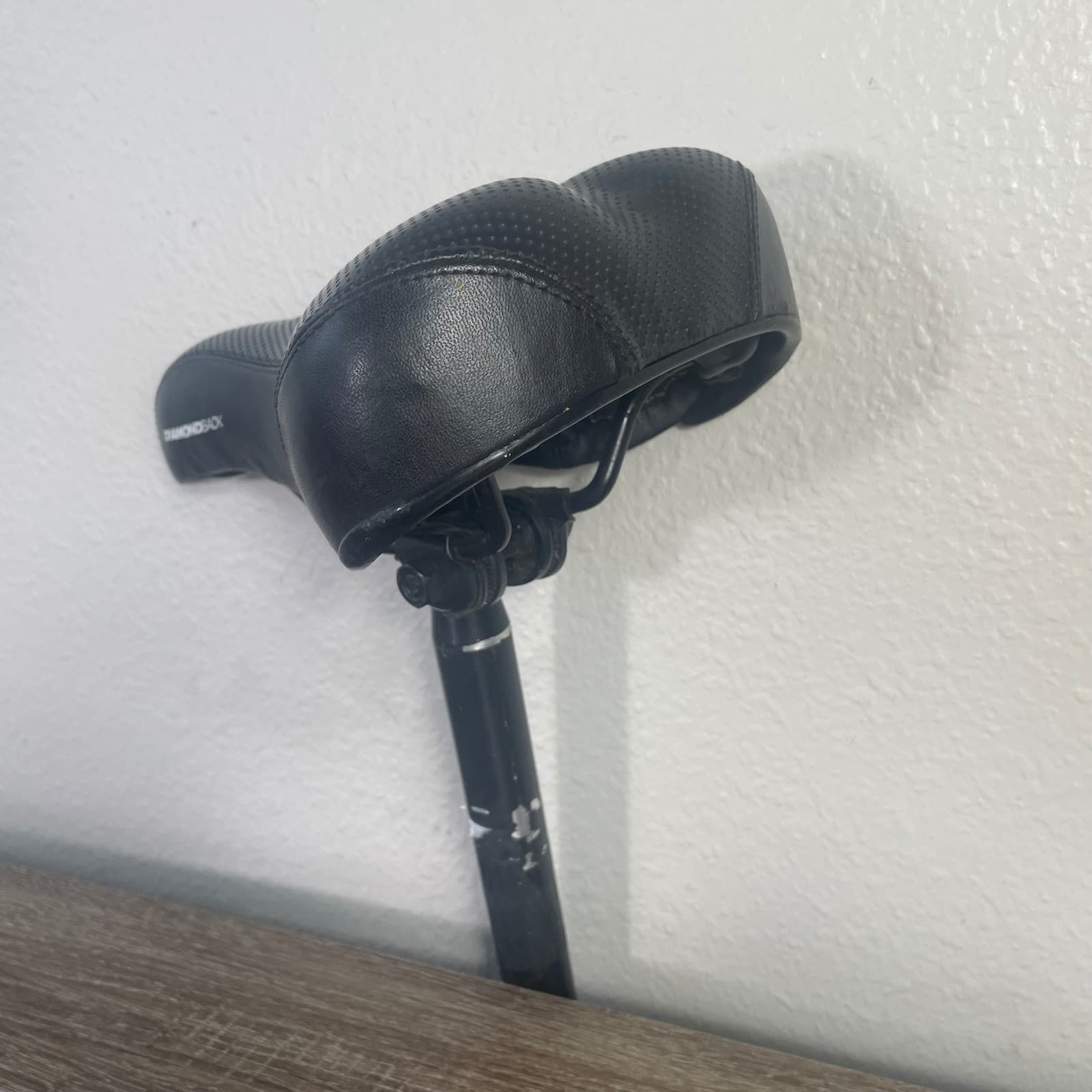 Diamondback Comfort Plus Padded Bicycle Saddle Seat Matte Black Cionlli 2012 - Thumbnail 6