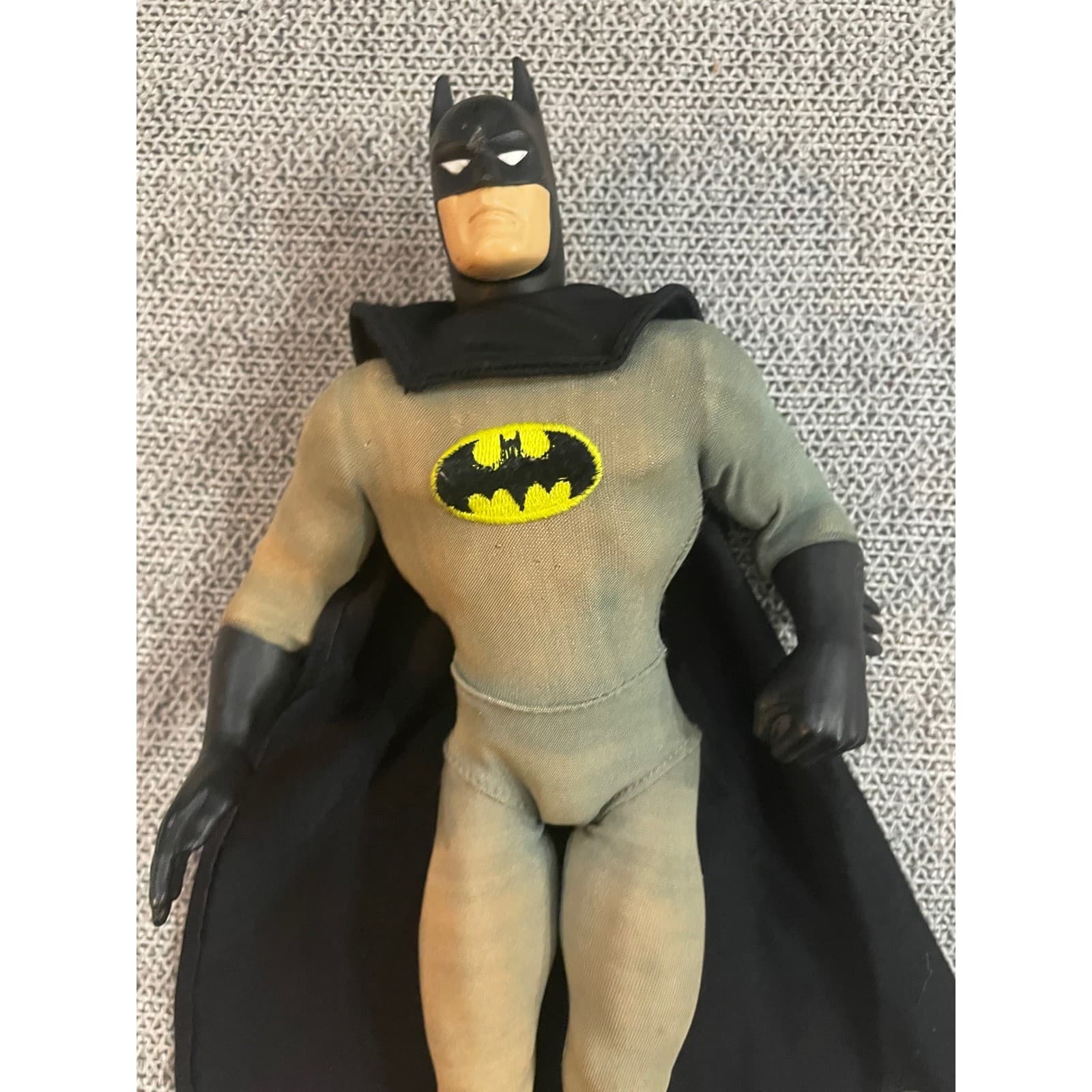 Vintage 1996 Batman Doll 12 Inch DC Comics Gray Suit Black Cape Action Figure - Thumbnail 7