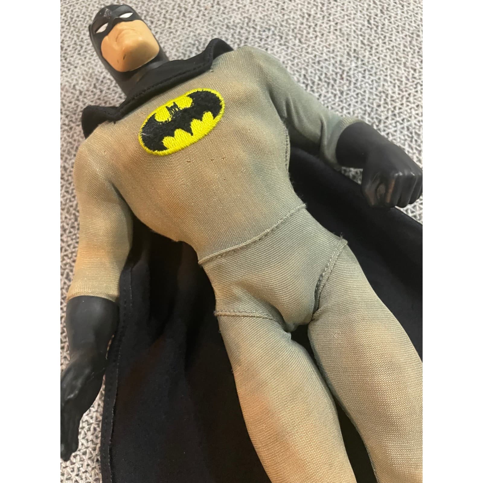 Vintage 1996 Batman Doll 12 Inch DC Comics Gray Suit Black Cape Action Figure - Thumbnail 11