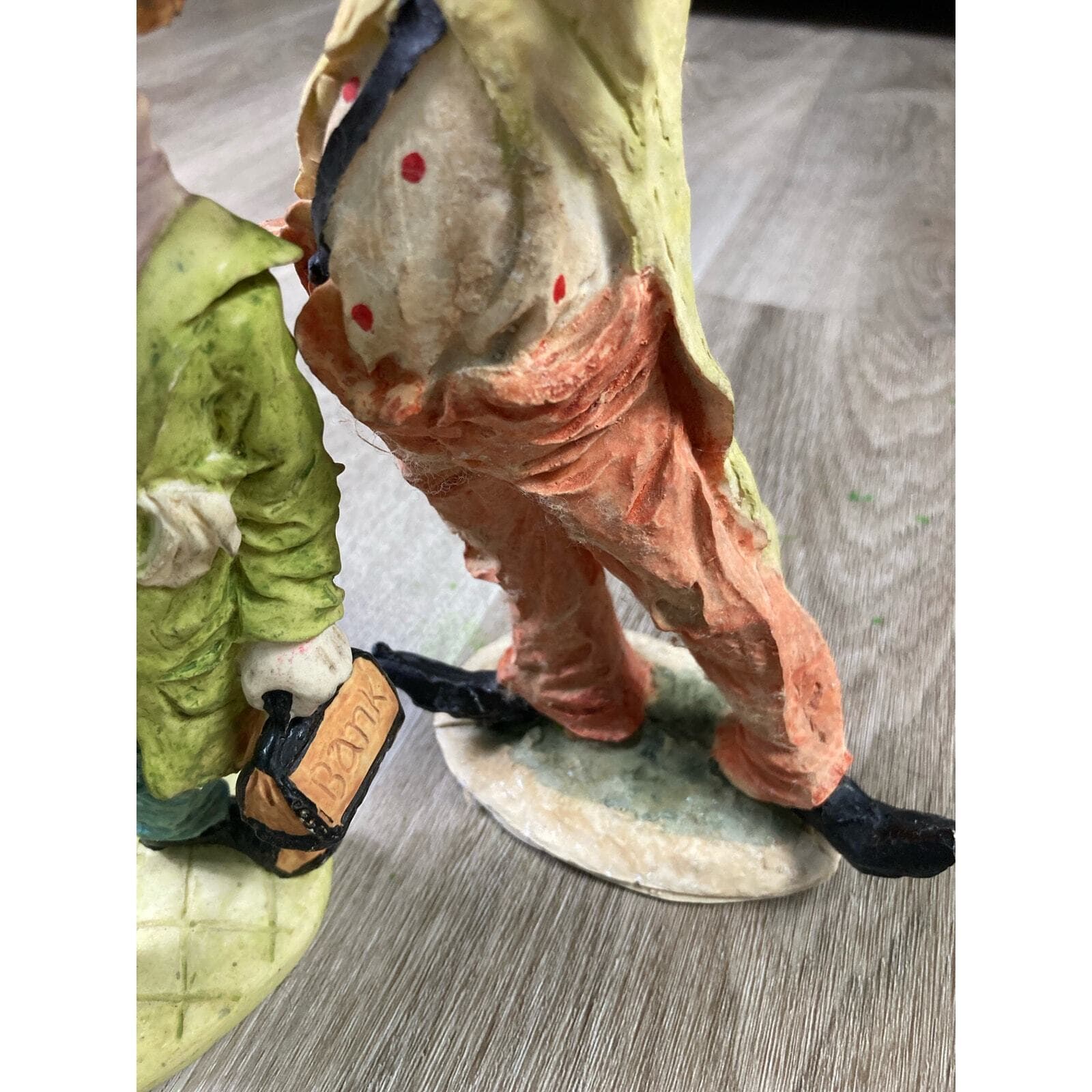 Vintage Herme Hobo Clown Figurines Pair 10.75" Playing Horn & Banker Figure - Thumbnail 7