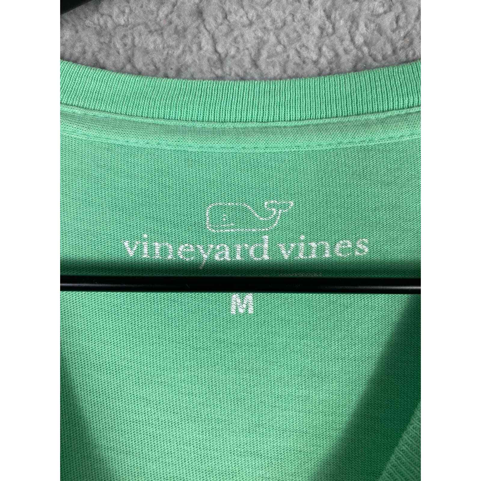 Vineyard Vines T Shirt Mens M Green Whale Logo Hy’s Toggery Pocket Tee - Thumbnail 5