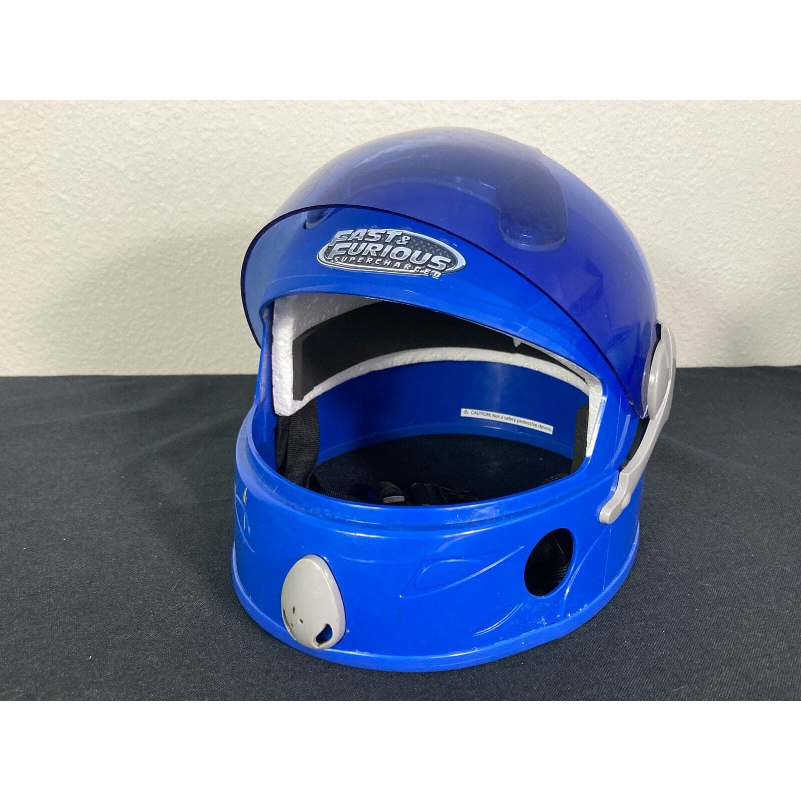 Universal Studios Fast & Furious Supercharged Ride Helmet Light Up - Thumbnail 12