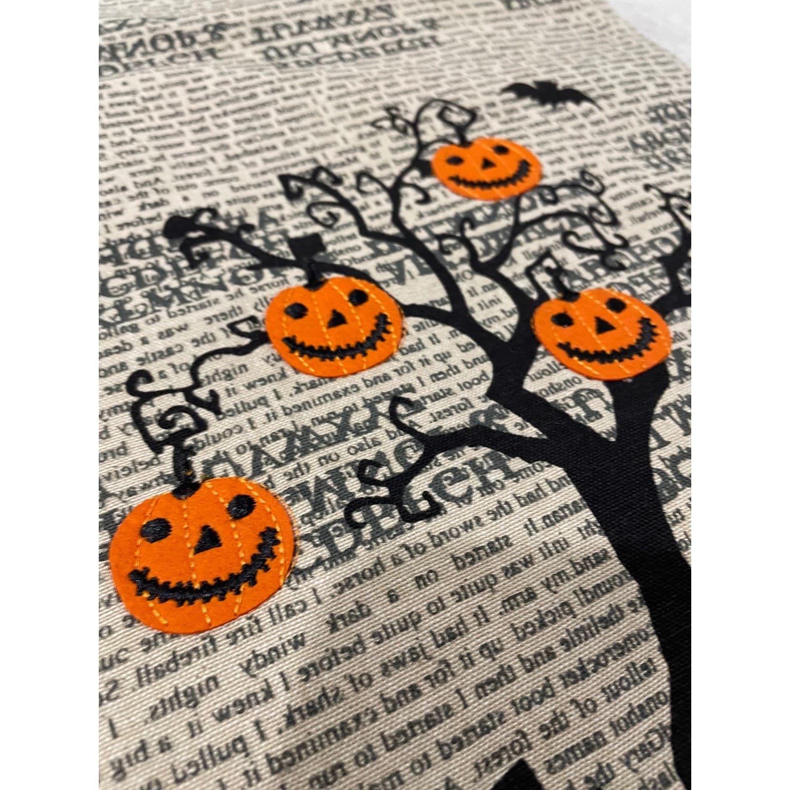 Halloween Table Runner Black Pumpkin Tree Newsprint Lace Edge Decor Vintage - Thumbnail 4