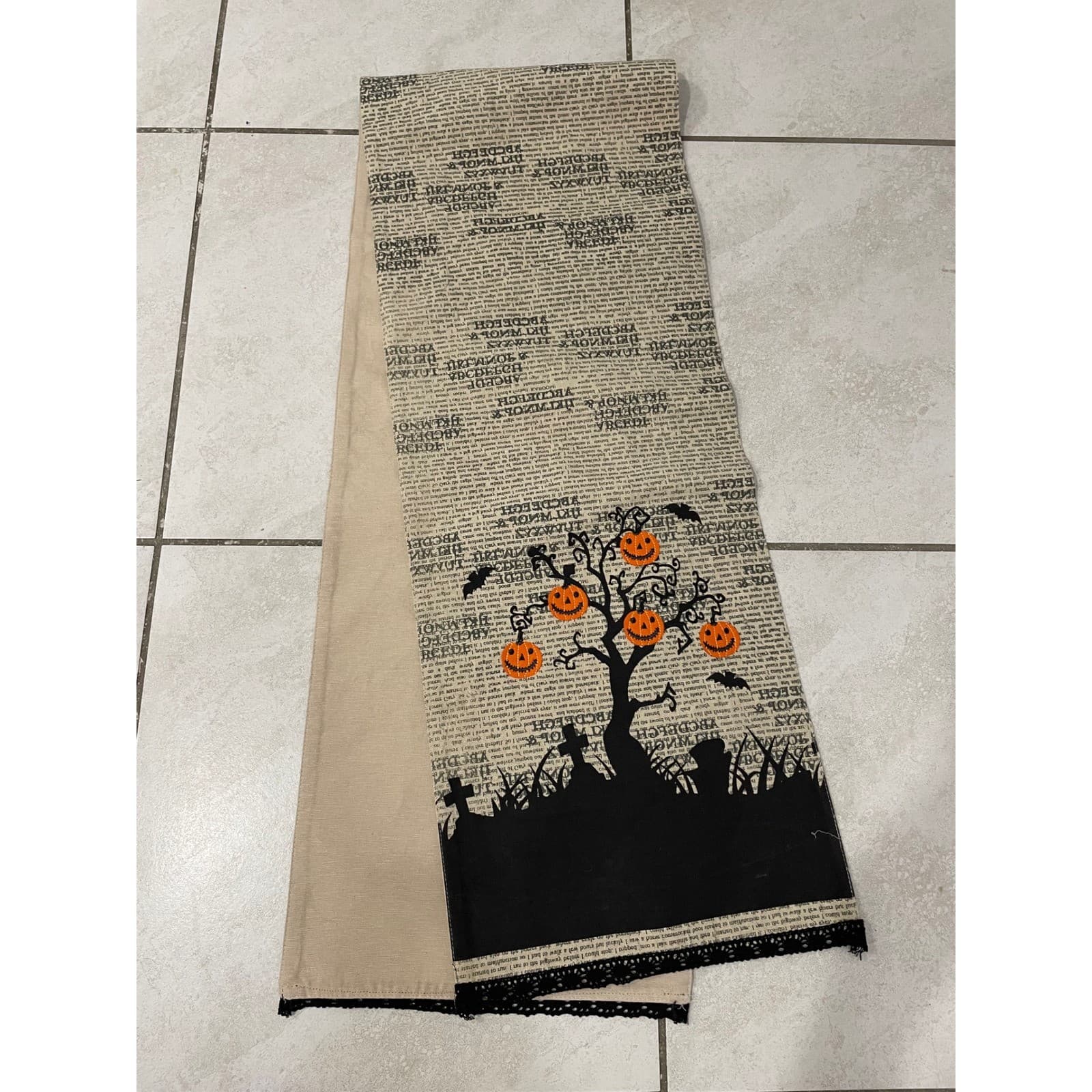 Halloween Table Runner Black Pumpkin Tree Newsprint Lace Edge Decor Vintage - Thumbnail 8