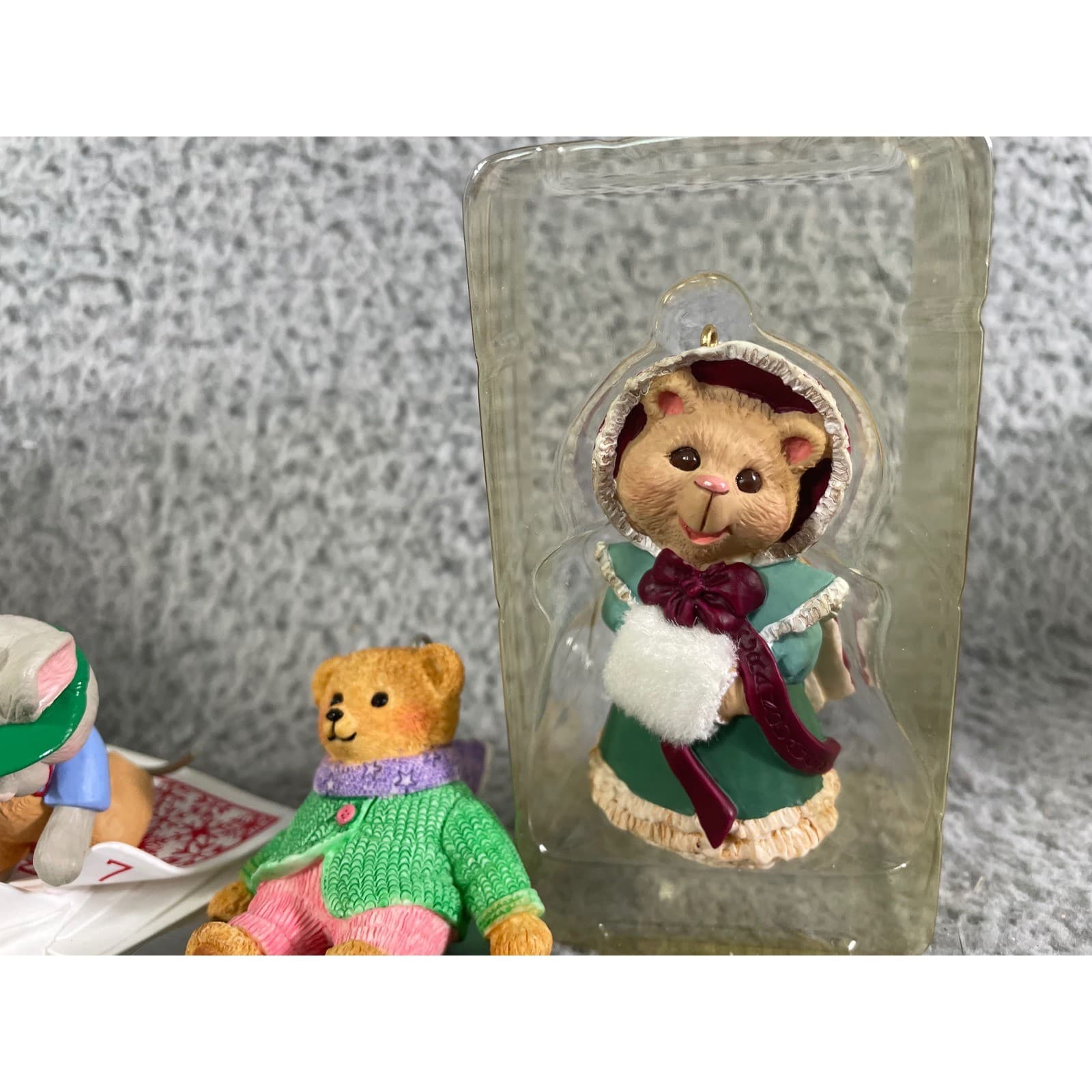 Hallmark Keepsake Ornaments Lot Granddaughter Little Song & Dance What A Deal - Thumbnail 12
