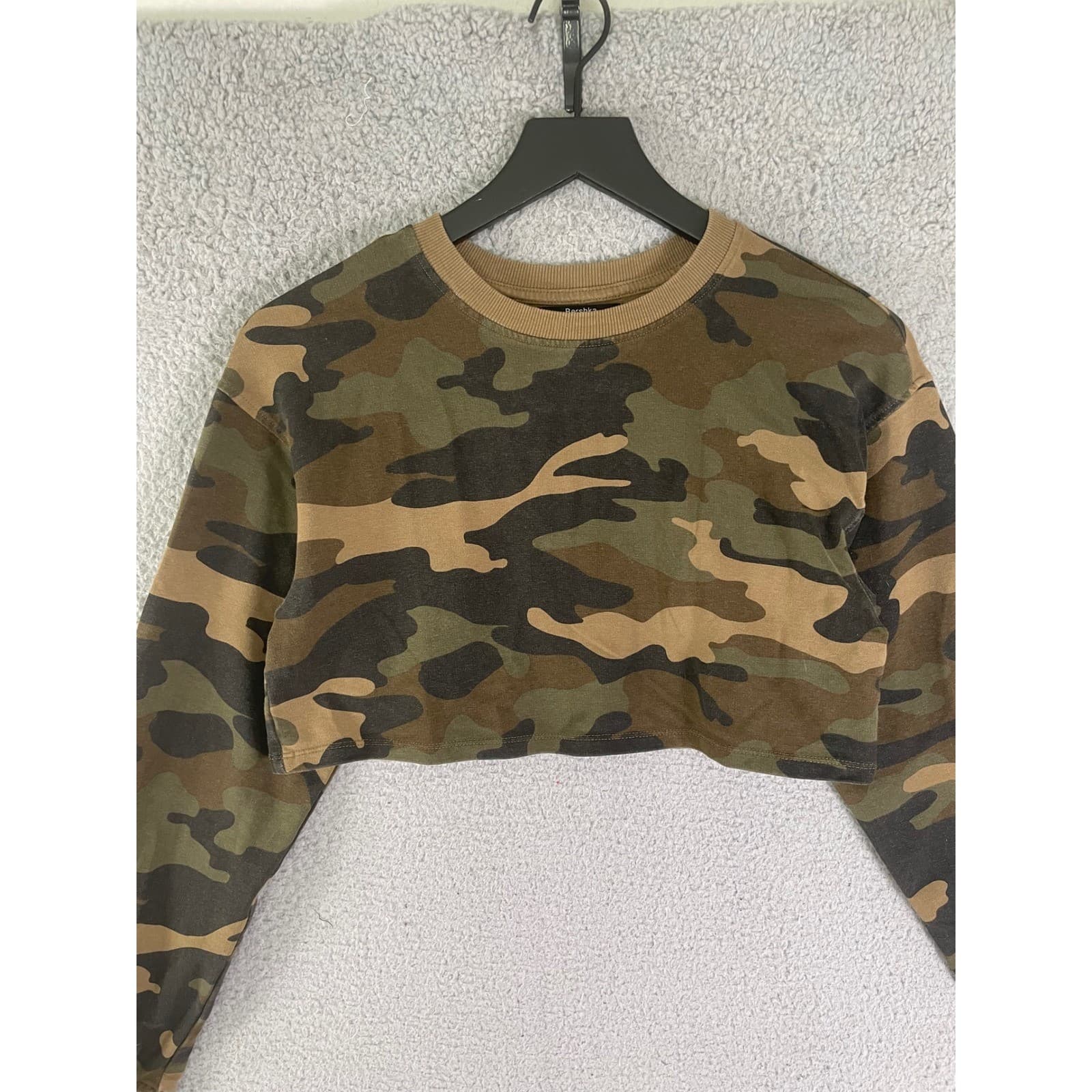 Bershka Camouflage Crop Sweatshirt Crewneck Long Sleeve Women XS Green Brown - Thumbnail 9