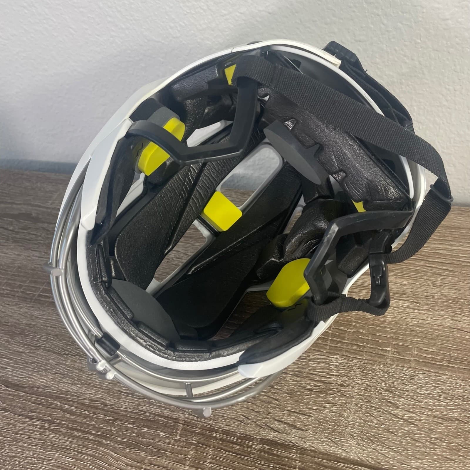 Cascade LX Womens Lacrosse Headgear White Gray One Size Adjustable Helmet - Thumbnail 12