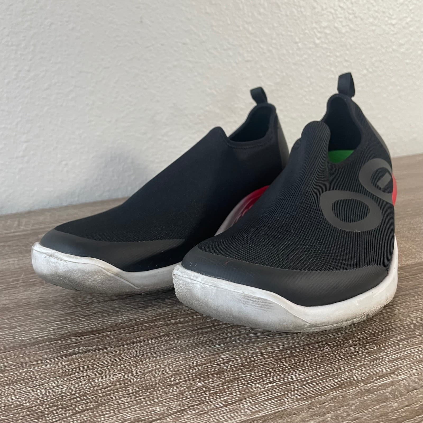 OOFOS OOmg Sport LS Low Shoes Mens 10.5 Black Red Recovery Slip On Sneakers - Thumbnail 7