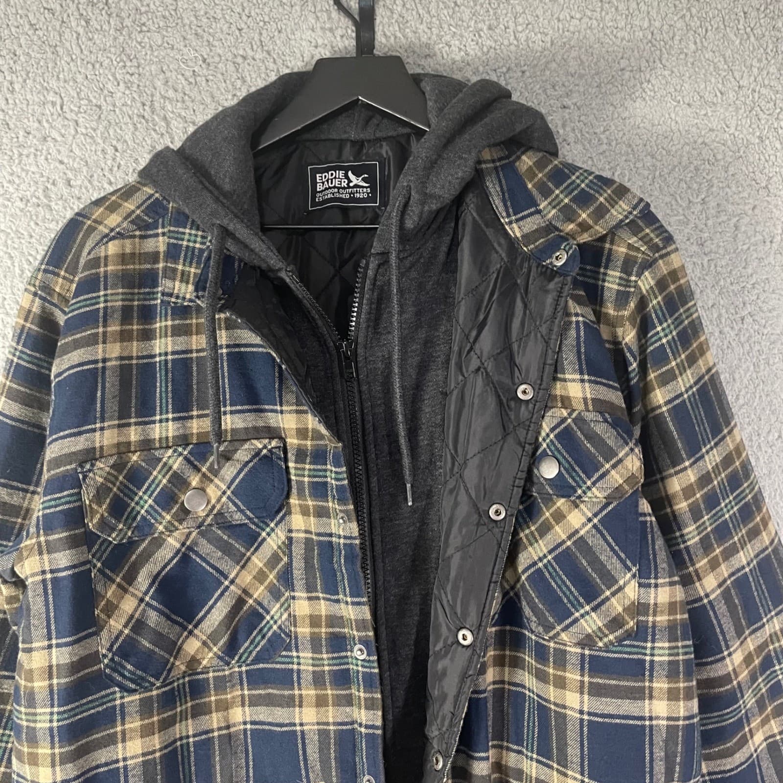 Eddie Bauer Mens Hooded Shacket Navy Soloman Plaid Quilted Lined Flannel Jacket - Thumbnail 6