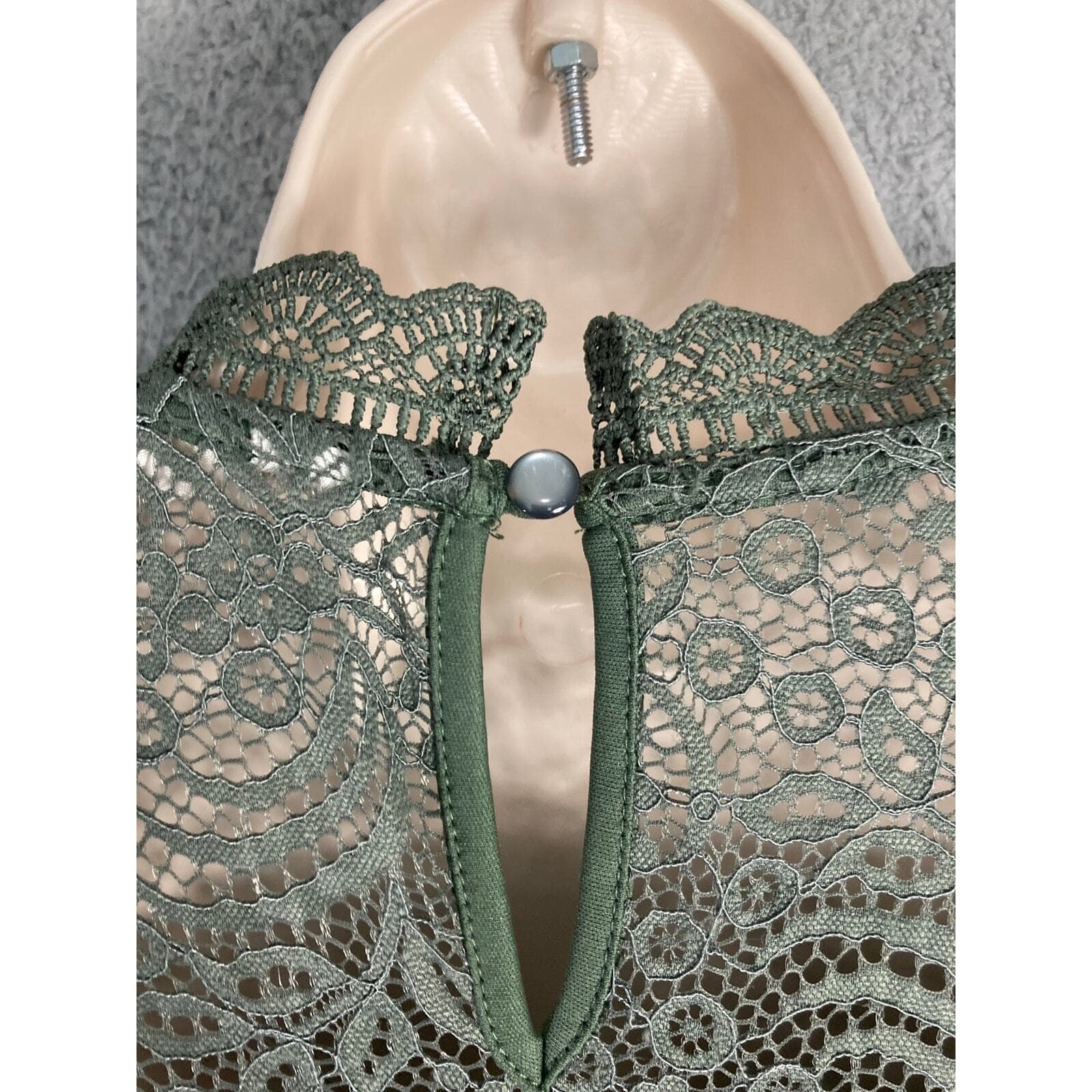 Women's M Green Lace Mock Neck Short Sleeve Shirt Tee - Thumbnail 10