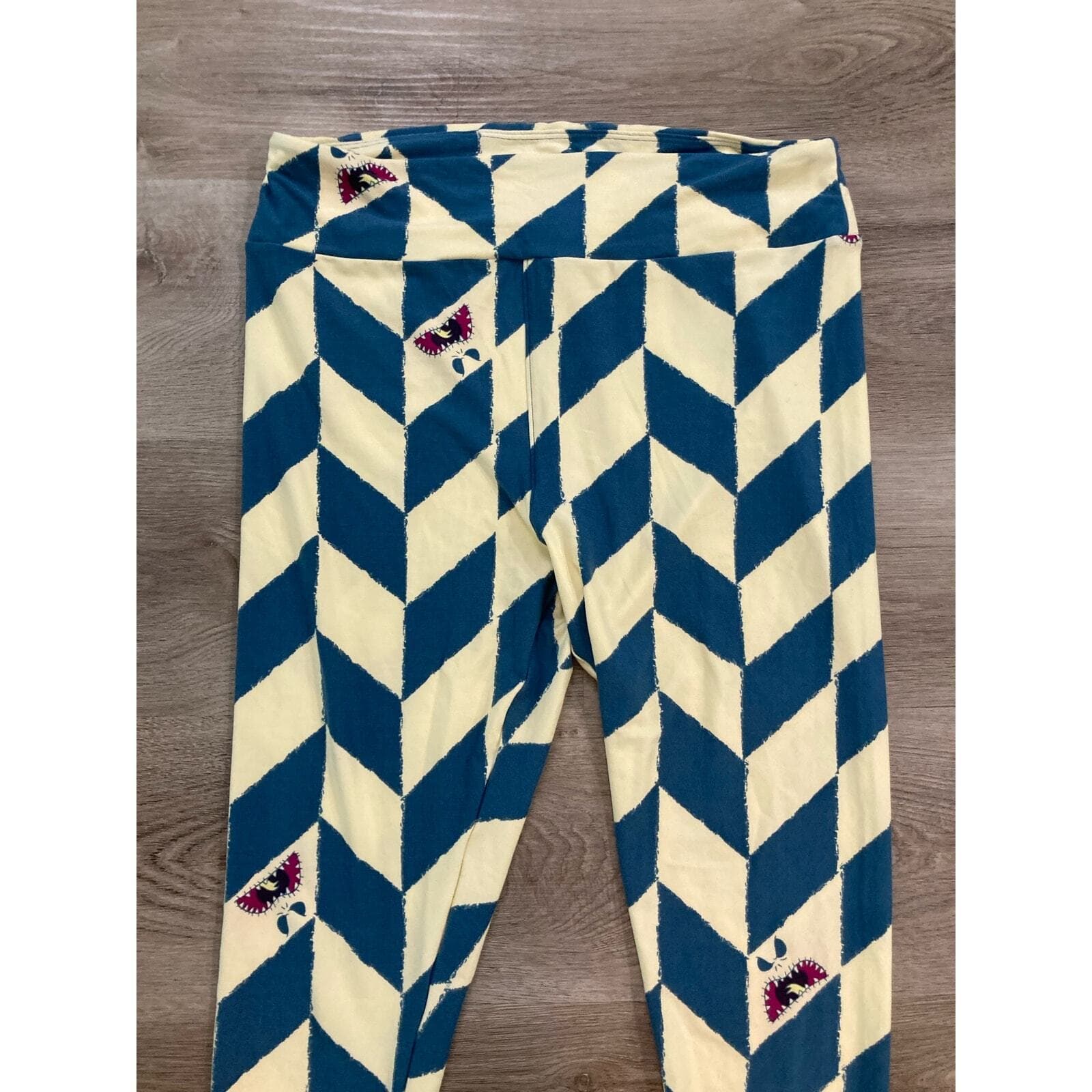 LuLaRoe Disney Oogie Boogie Leggings Medium Nightmare Before Christmas - Thumbnail 5