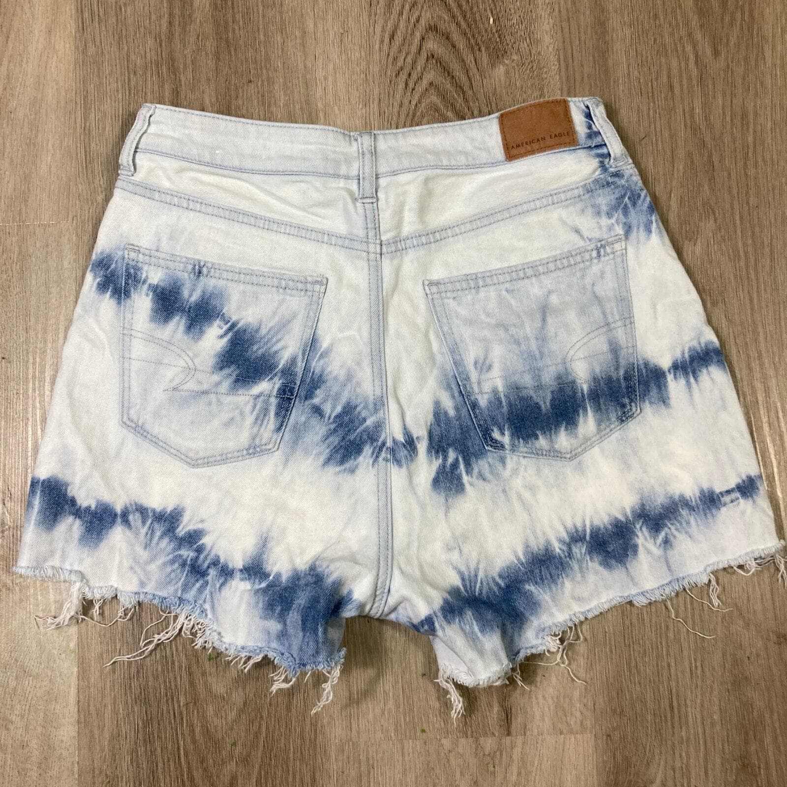 American Eagle Women's Tie Dye Denim Shorts Boyfriend Shortie Size 4 Blue Casual - Thumbnail 11