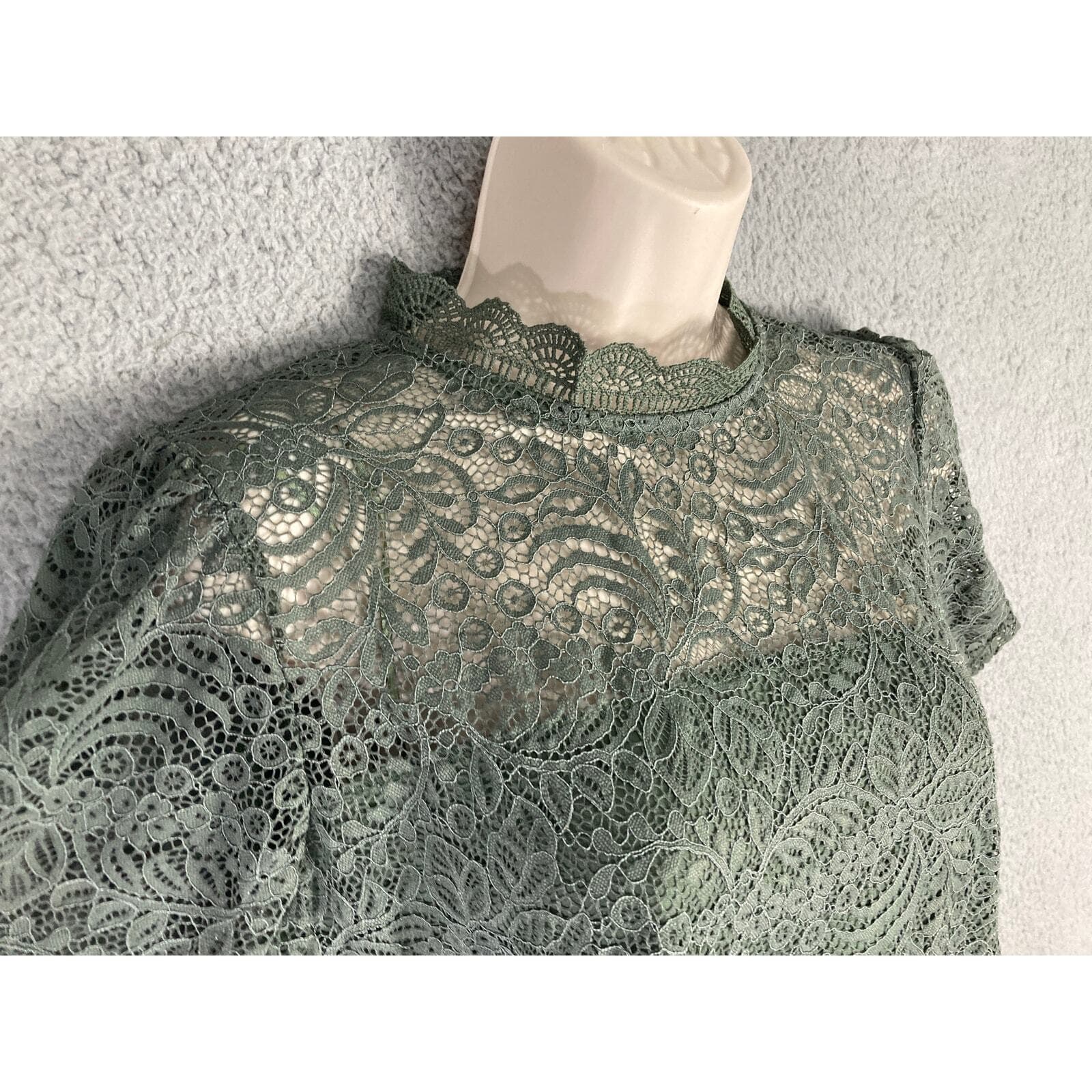 Women's M Green Lace Mock Neck Short Sleeve Shirt Tee - Thumbnail 7