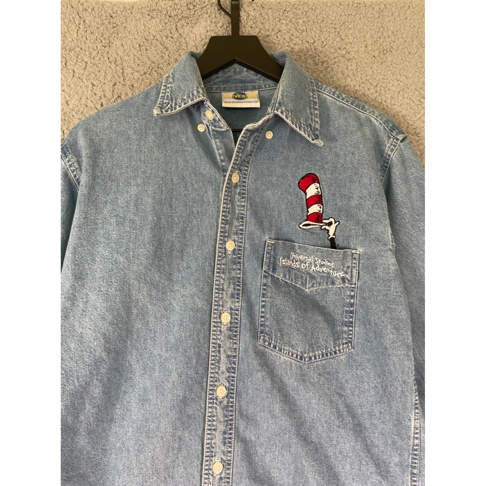 Cat In The Hat Denim Shirt Universal Studios Dr Seuss Button Down Mens Small - Thumbnail 8