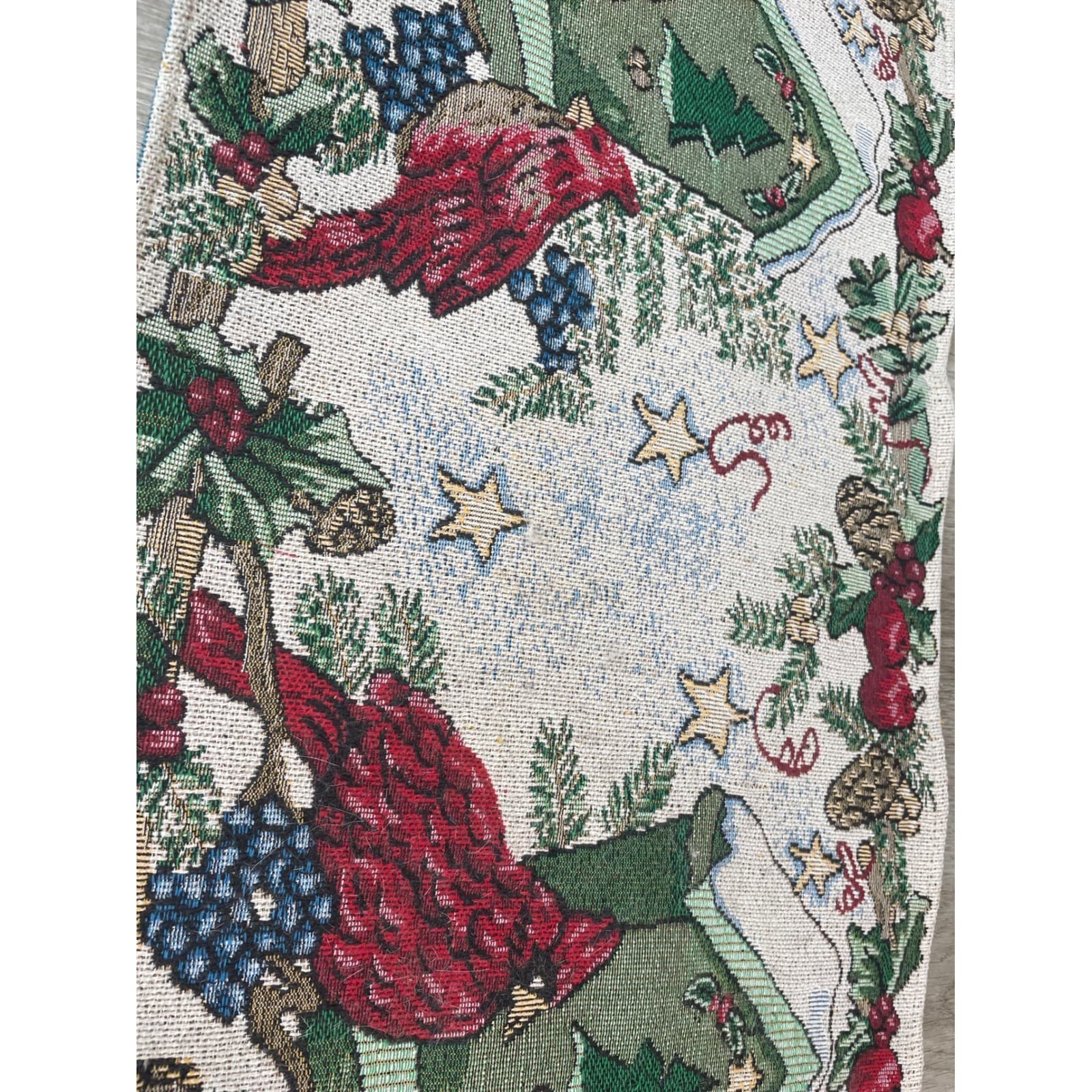 Christmas Cardinal Table Runner Vintage Birdhouse Holly Red Birds Festive Decor - Thumbnail 11